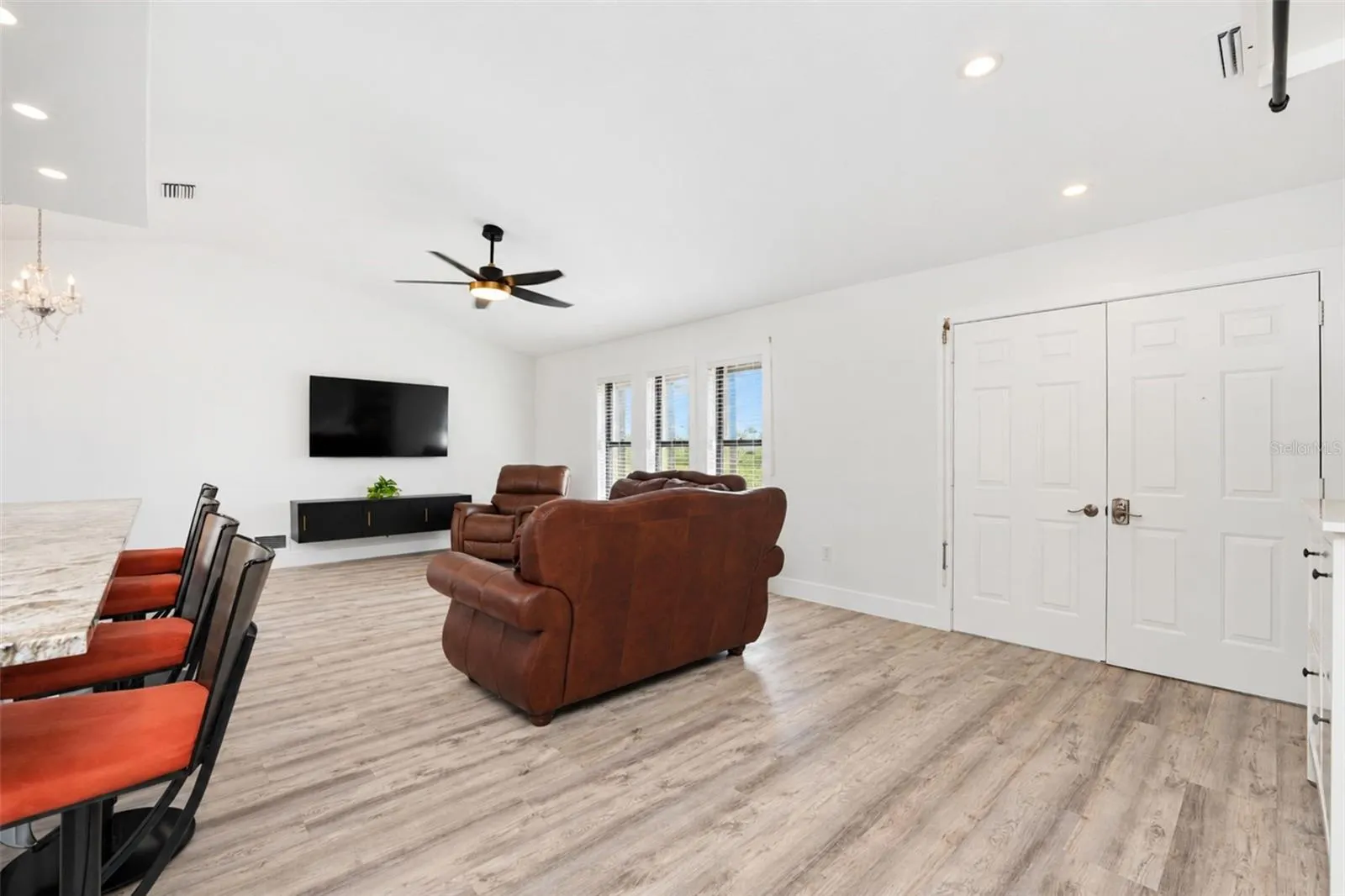 122 BUNKER RD