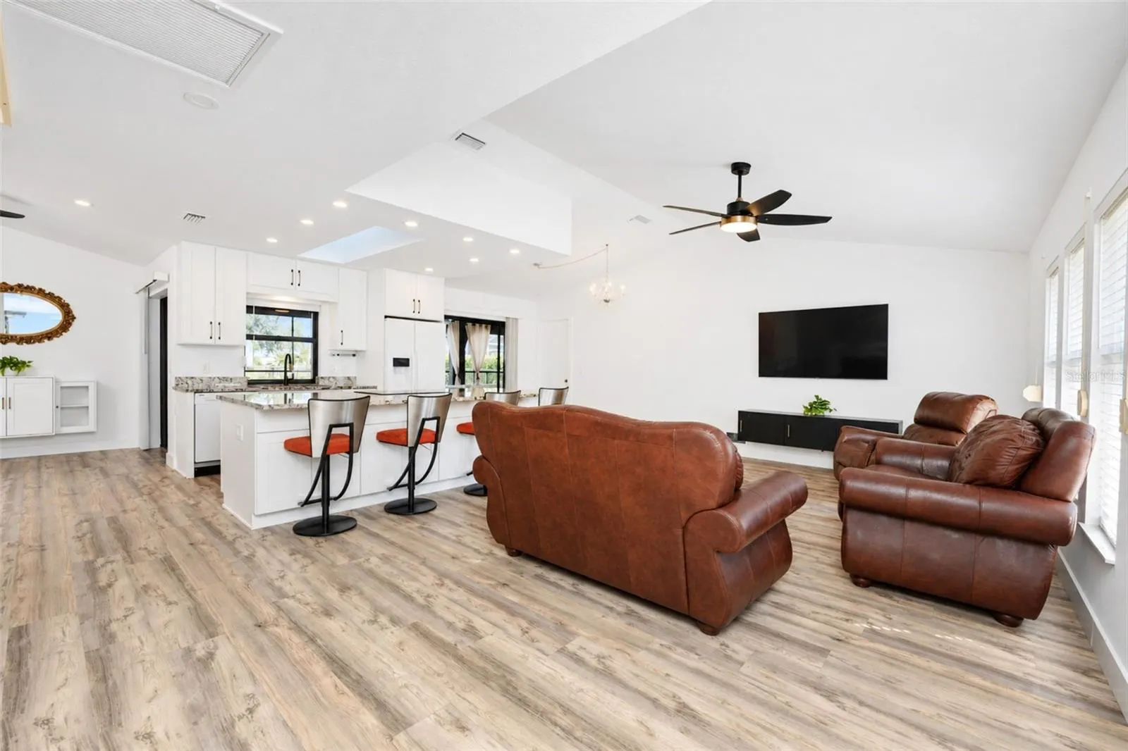 122 BUNKER RD
