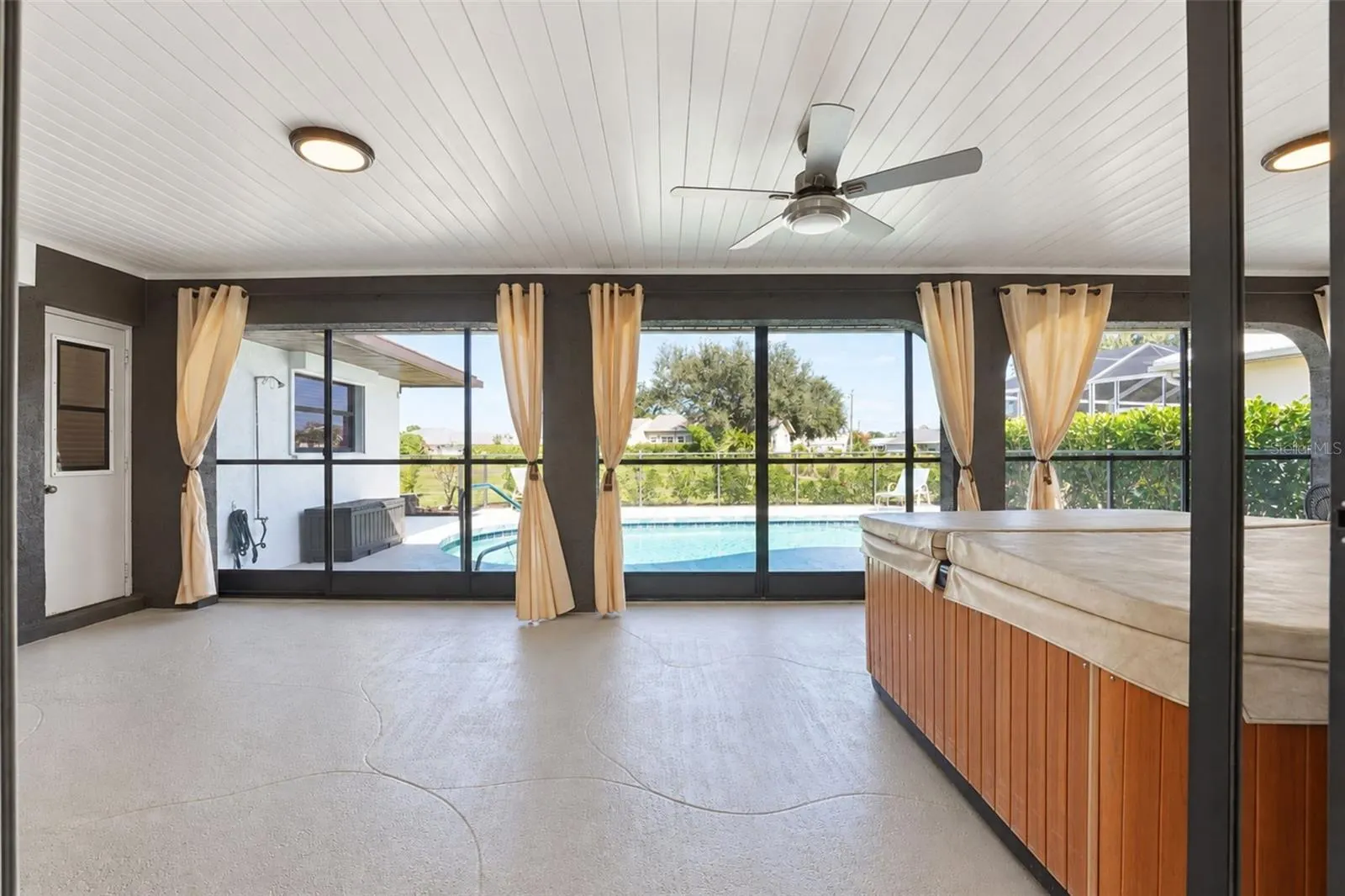 122 BUNKER RD