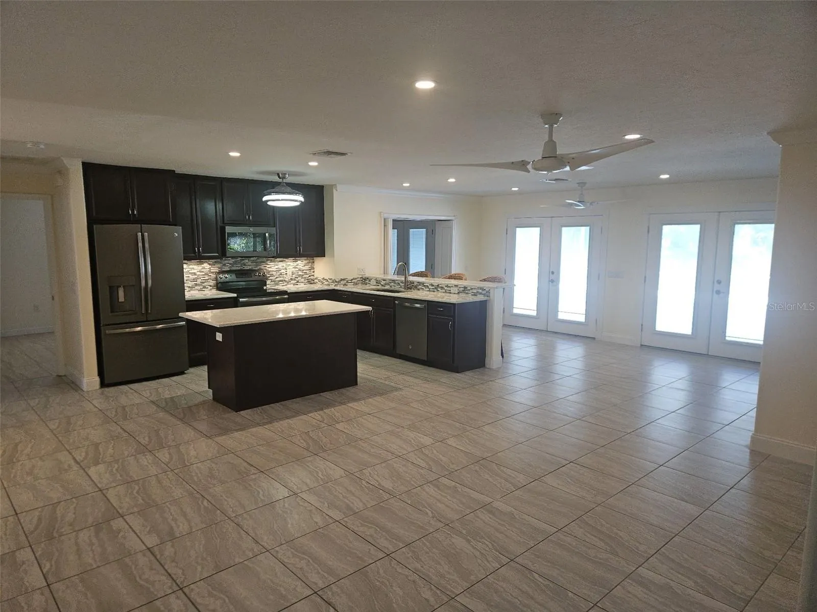 1726 FOSSIL DR