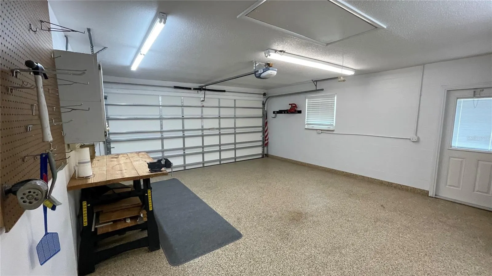 1726 FOSSIL DR