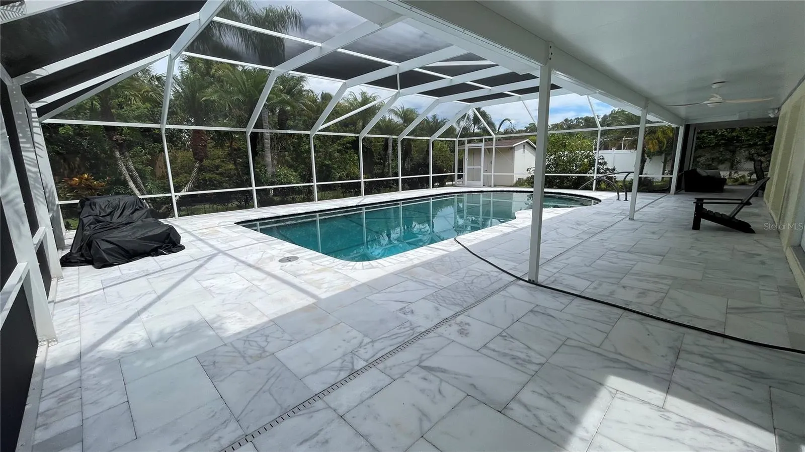 1726 FOSSIL DR