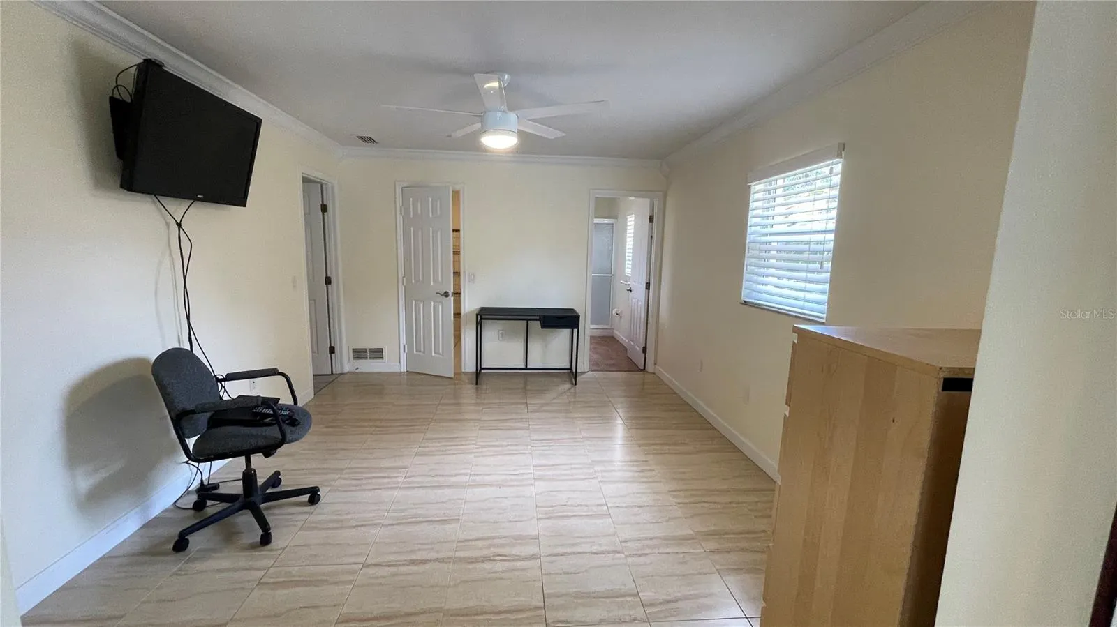 1726 FOSSIL DR