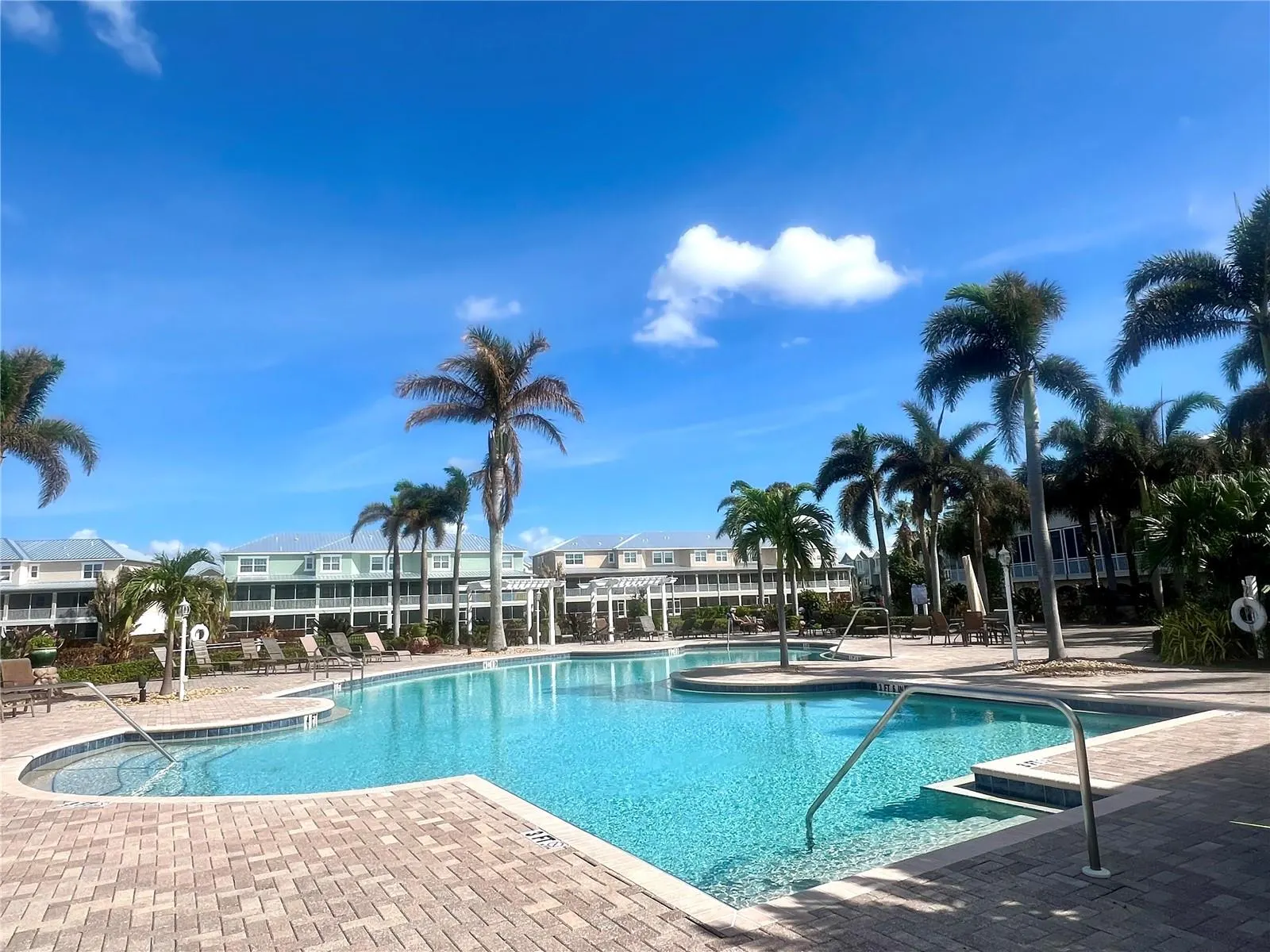10320 LANDS END CIR #47 #47