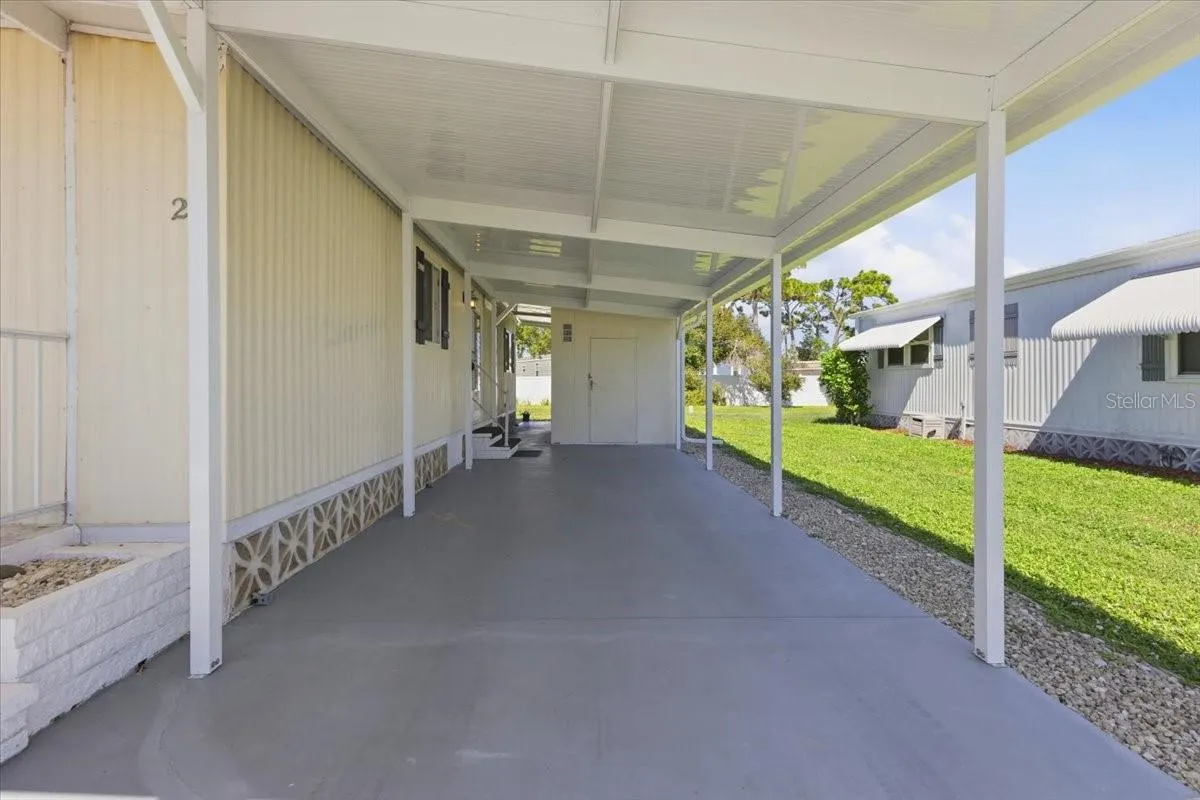 26 N ESPLANADE ST