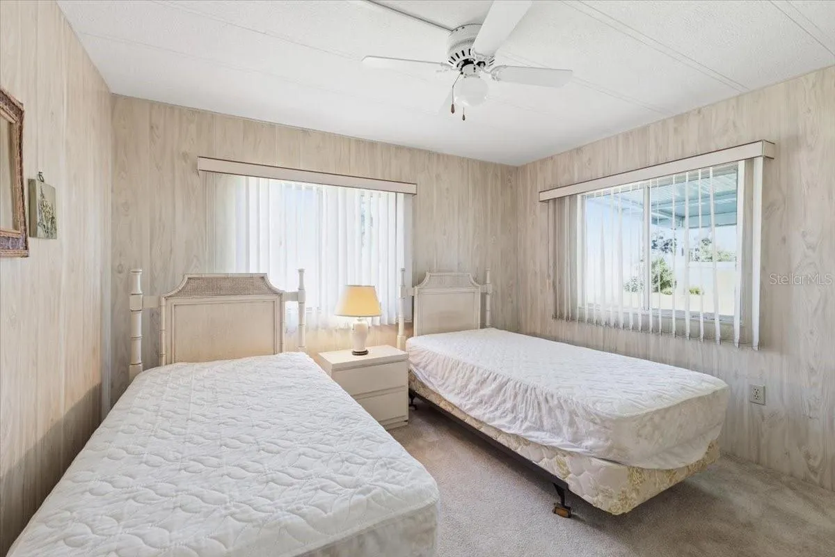 26 N ESPLANADE ST