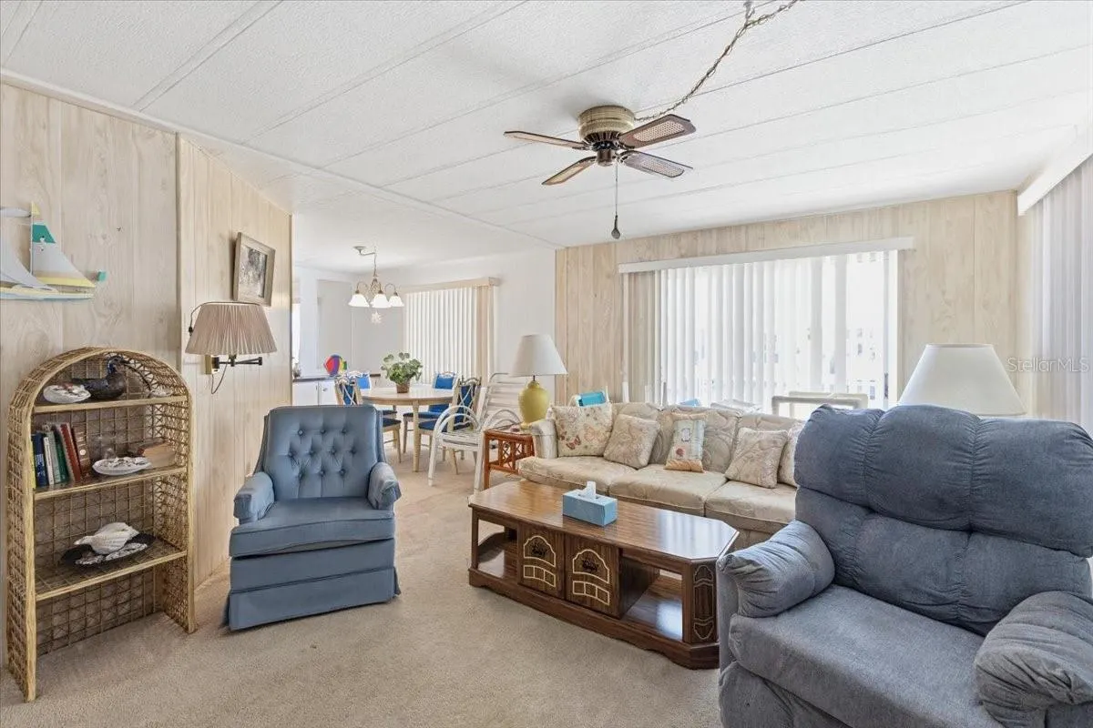 26 N ESPLANADE ST