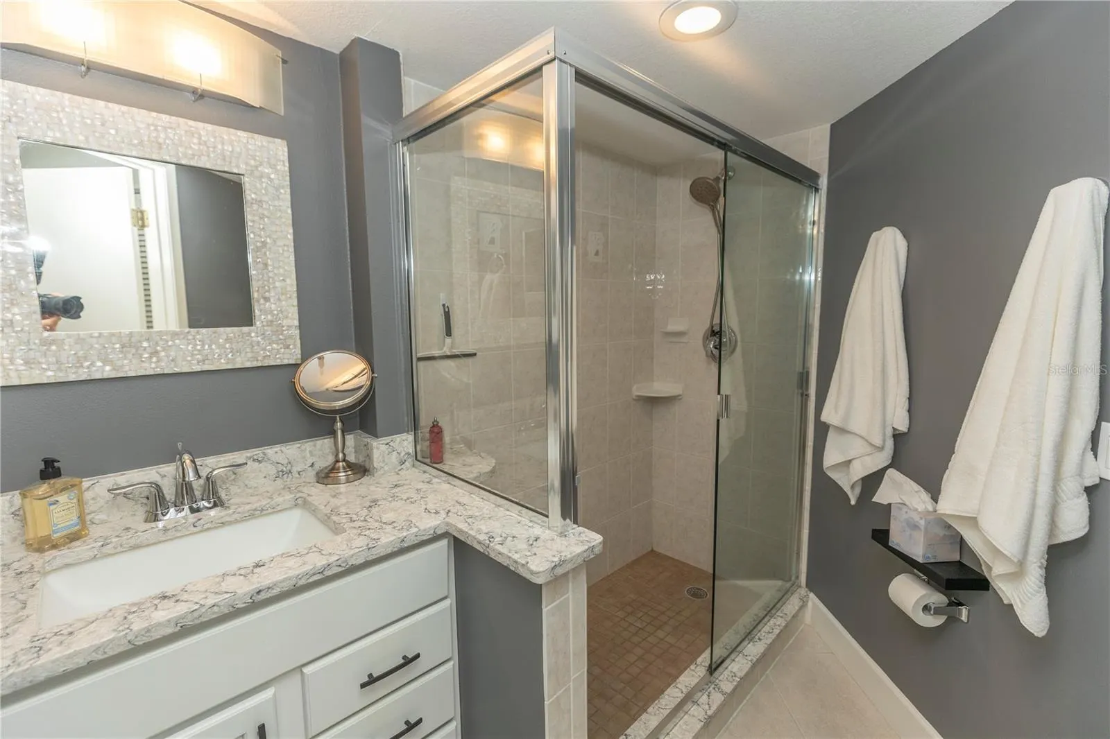 1401 S MCCALL RD #B-306 #B-306