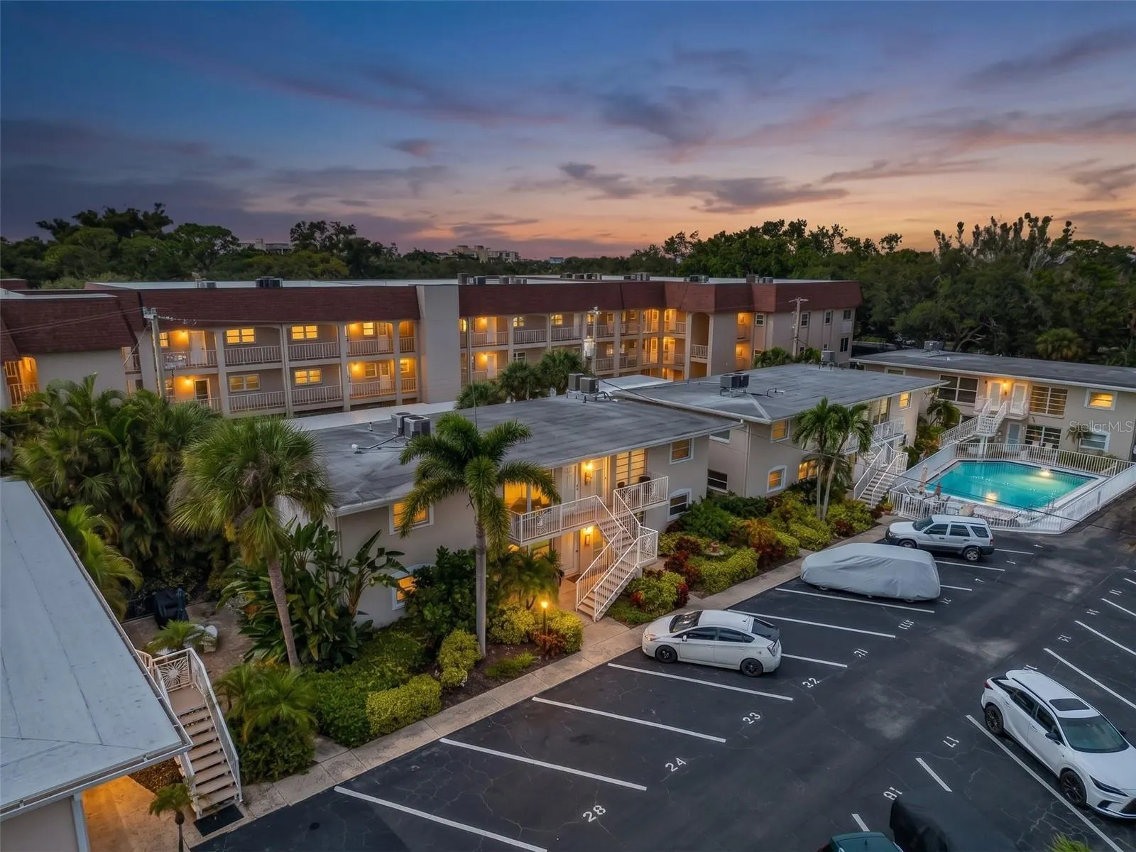 521 W VENICE AVE #21 #21