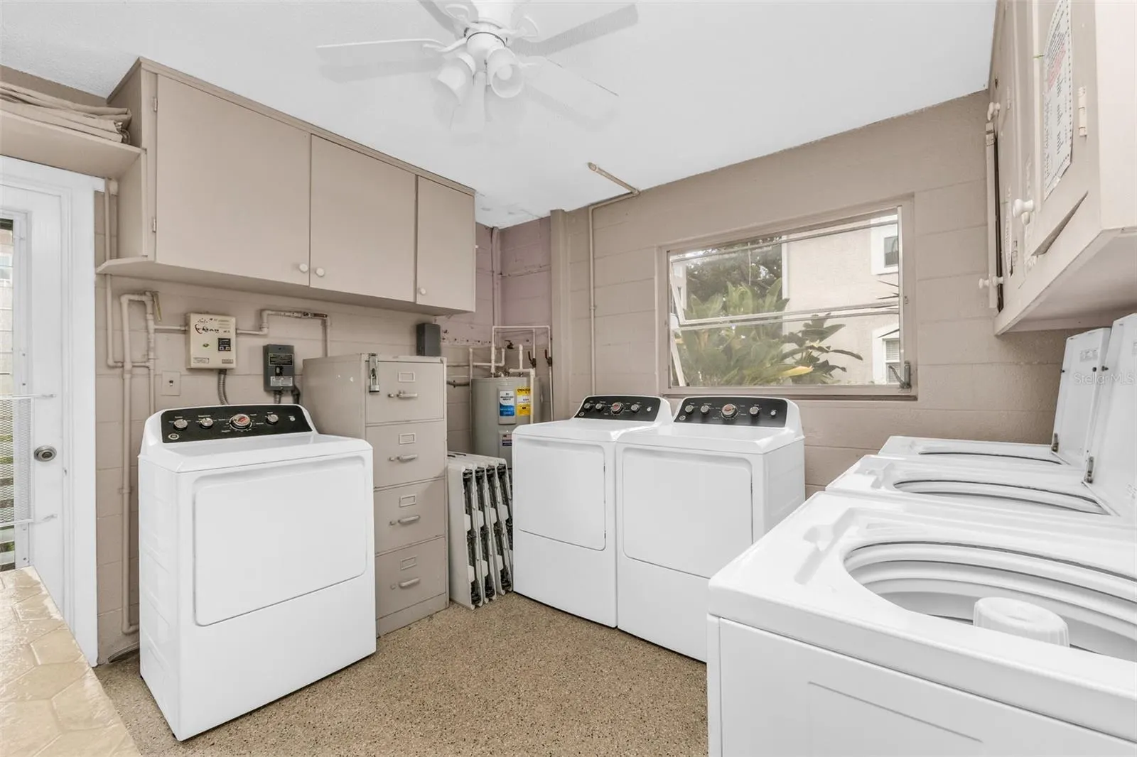 521 W VENICE AVE #21 #21