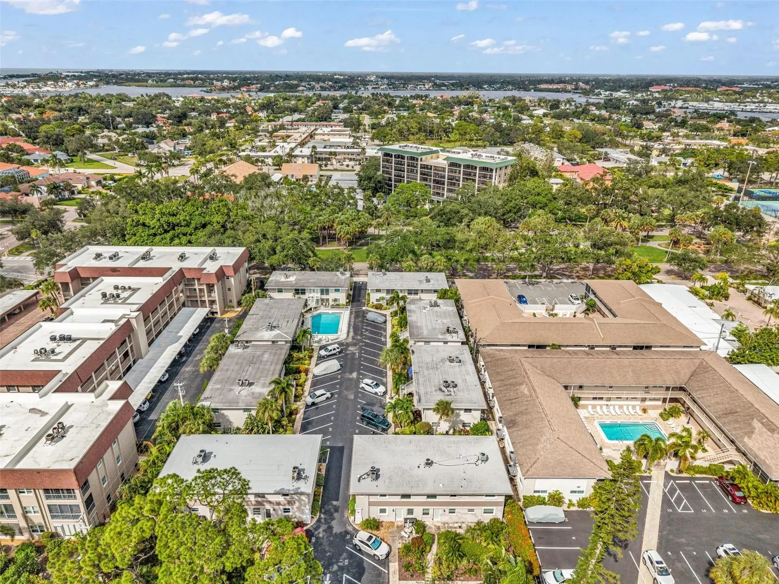 521 W VENICE AVE #21 #21