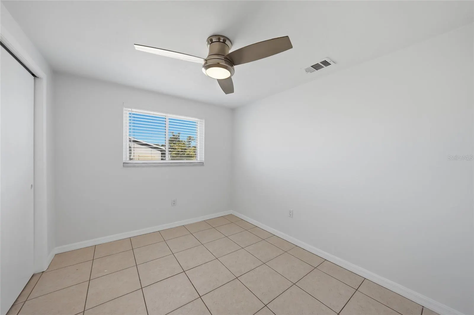60 ROTONDA CIR