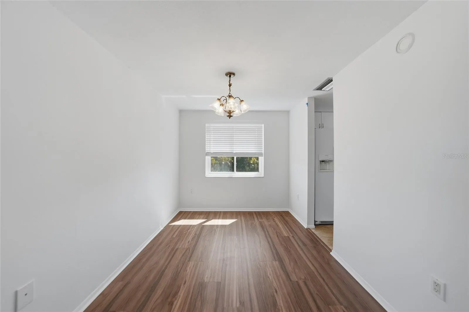 60 ROTONDA CIR