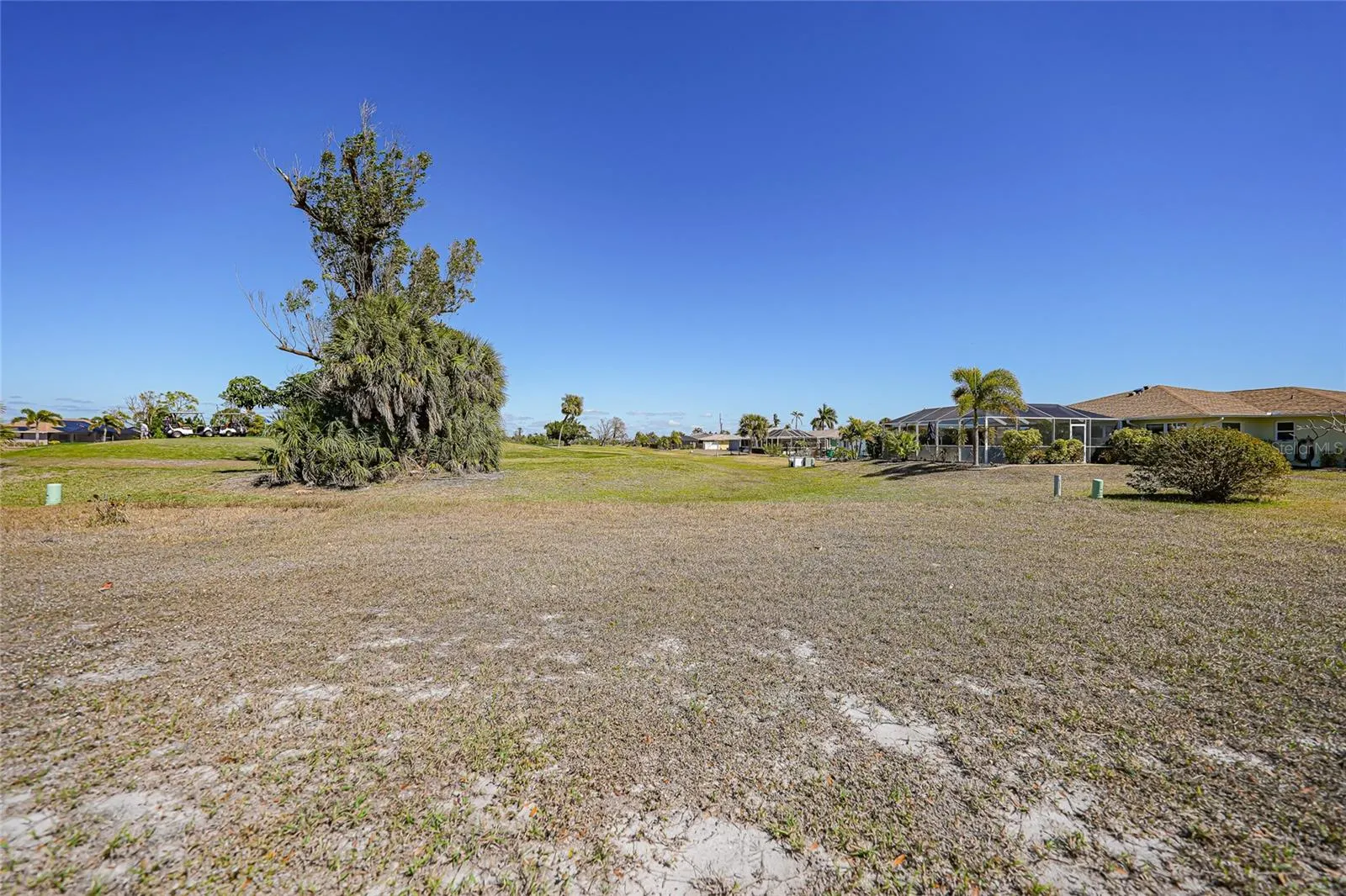 60 ROTONDA CIR