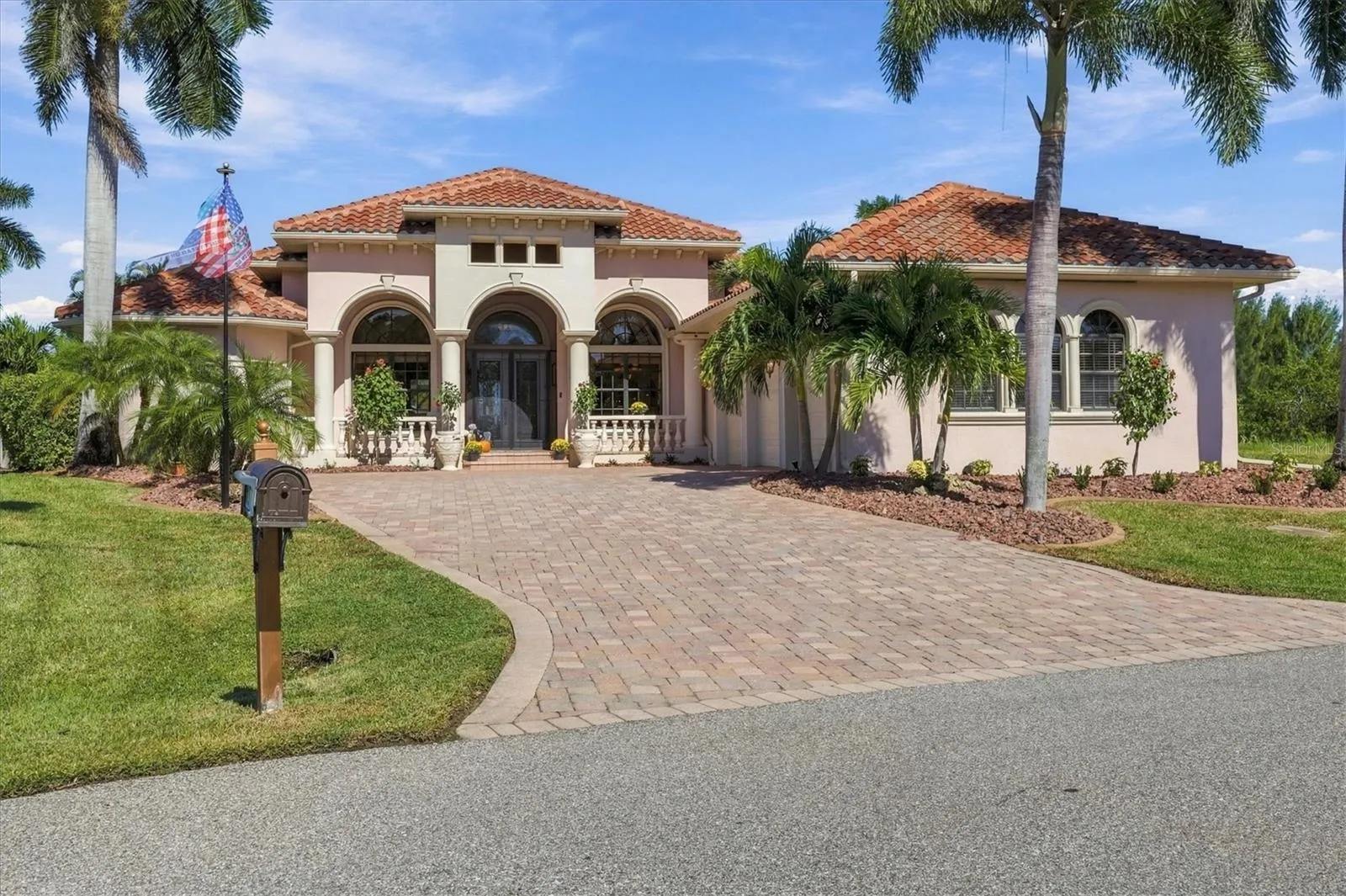 15728 ALDAMA CIR