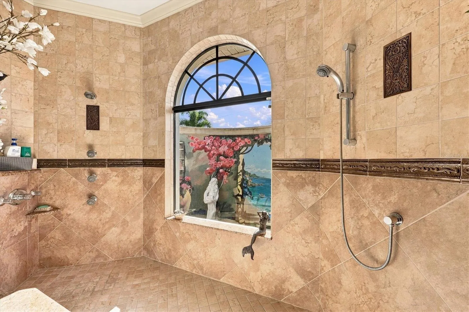 15728 ALDAMA CIR