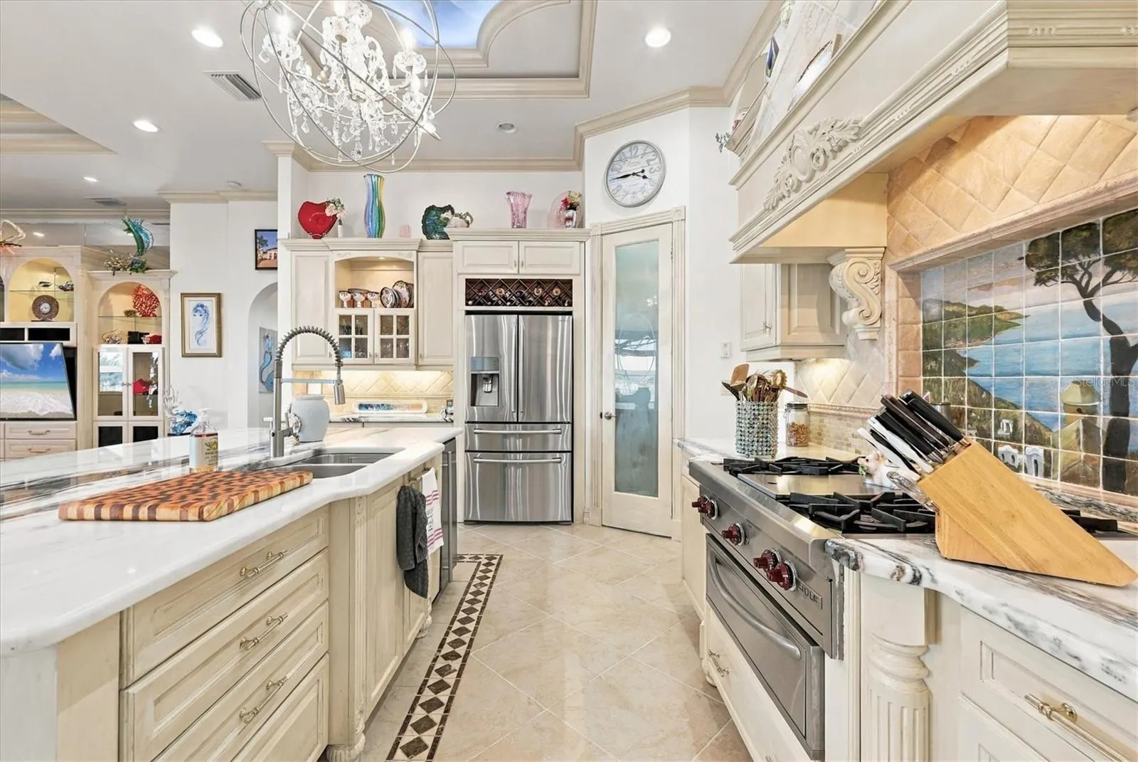15728 ALDAMA CIR