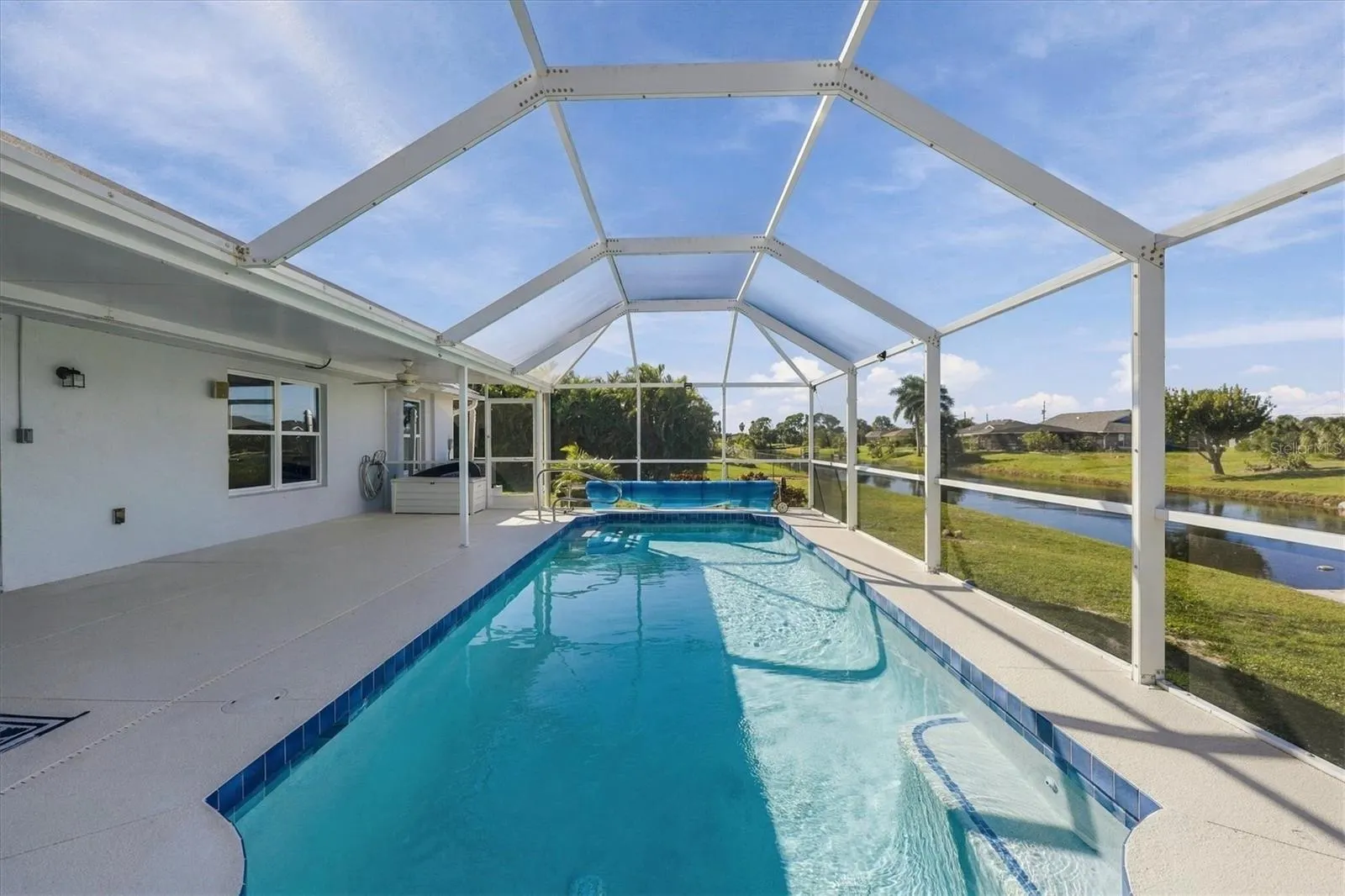 72 MARK TWAIN LN