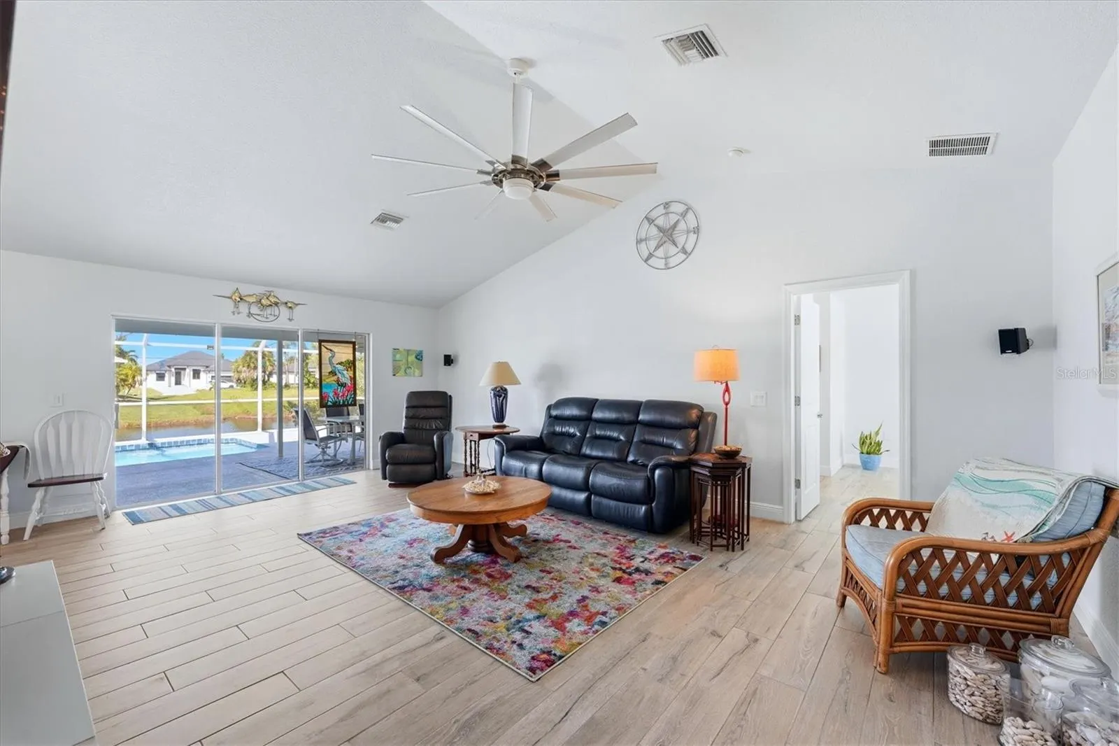 72 MARK TWAIN LN