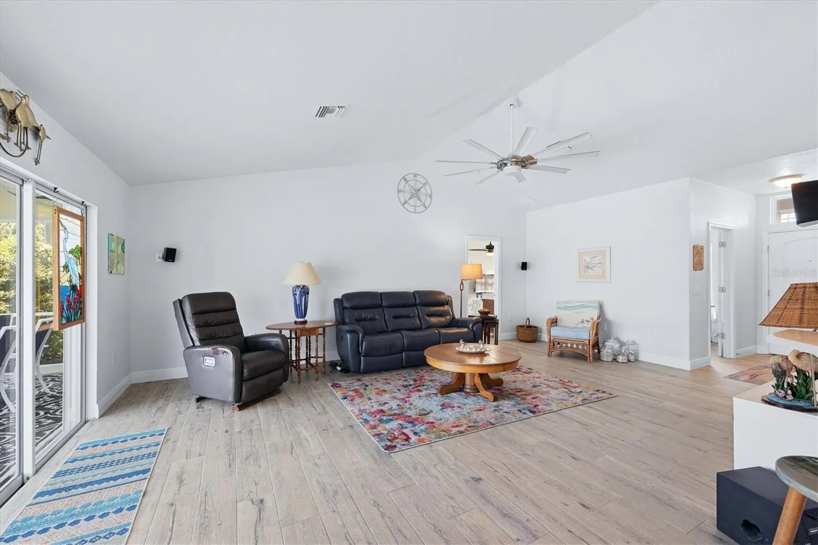 72 MARK TWAIN LN