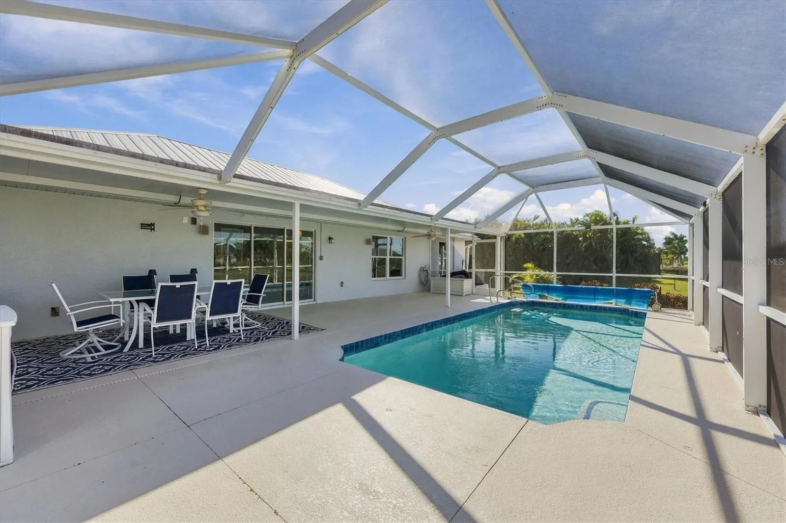 72 MARK TWAIN LN