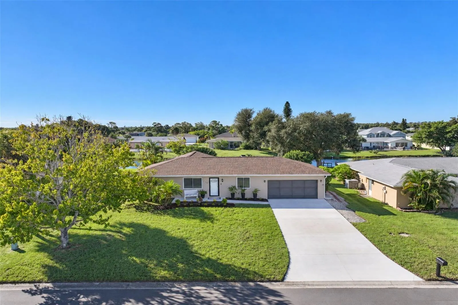 258 ANNAPOLIS LN