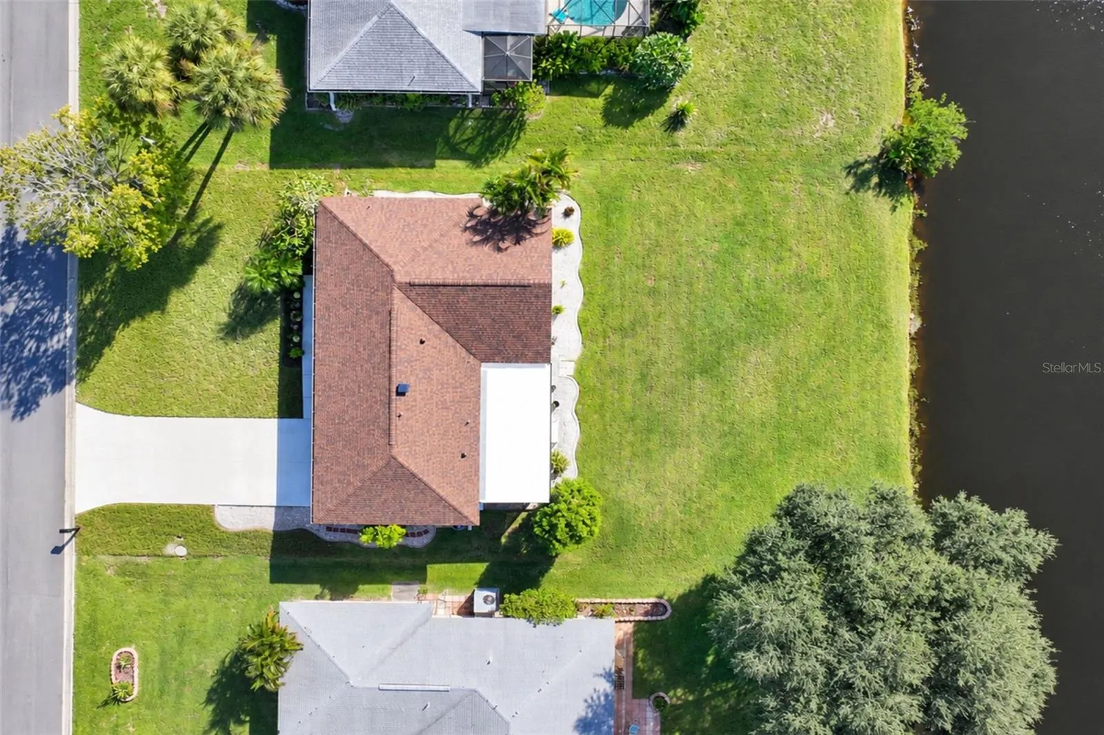 258 ANNAPOLIS LN