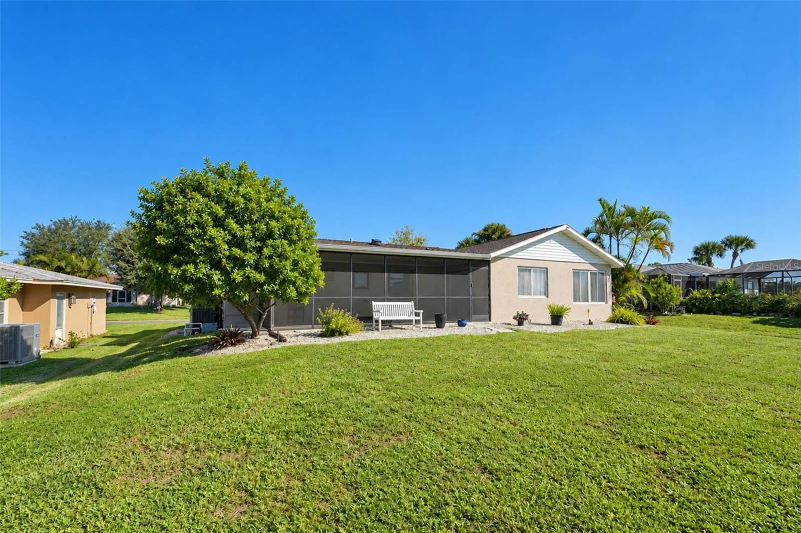 258 ANNAPOLIS LN