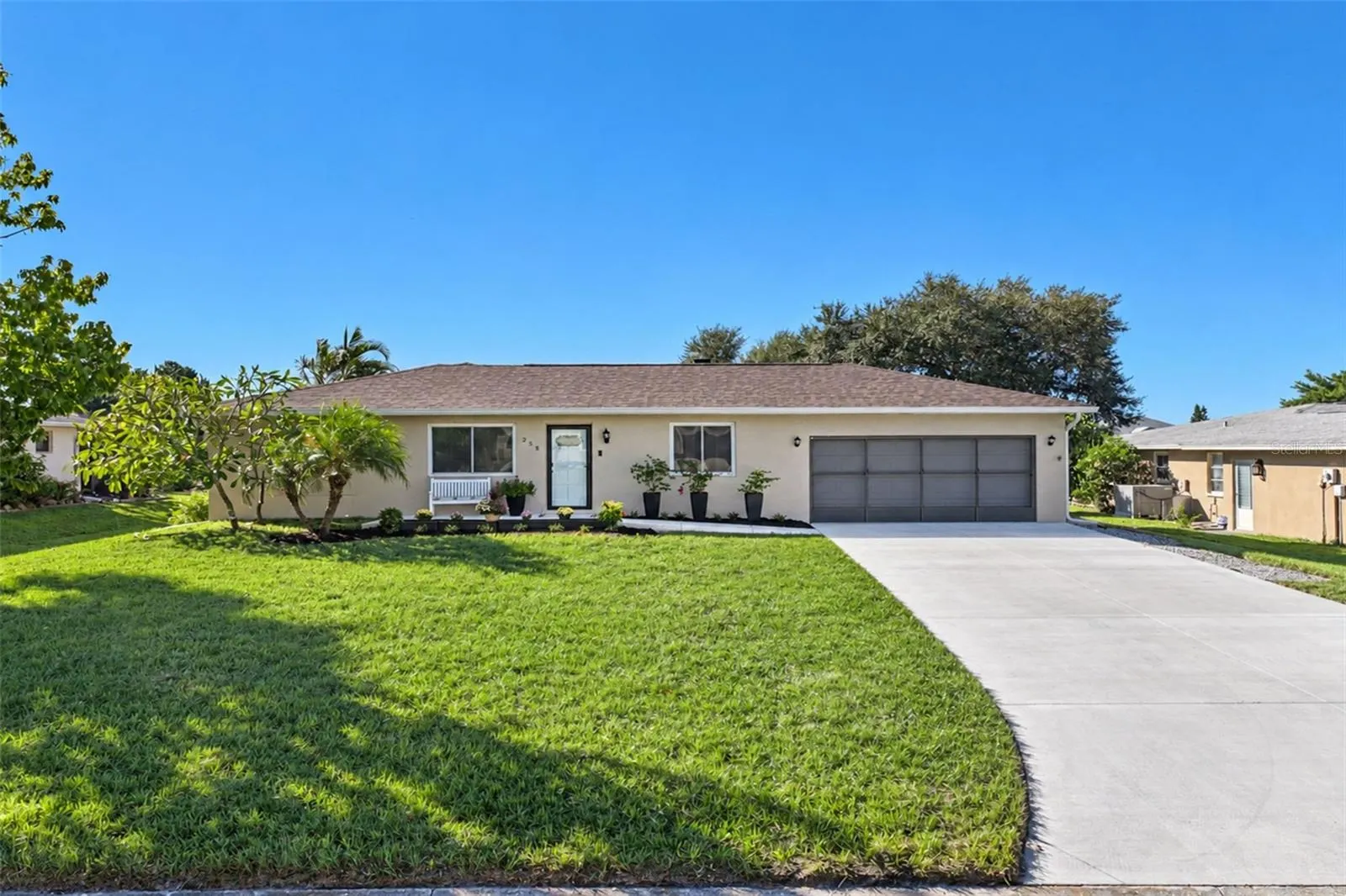 258 ANNAPOLIS LN
