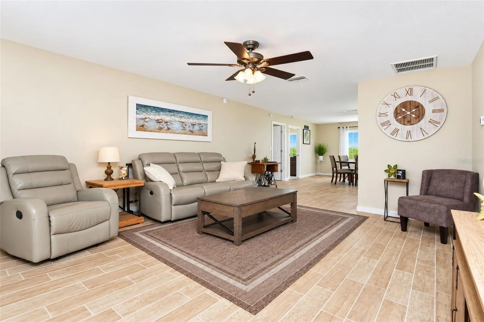 258 ANNAPOLIS LN