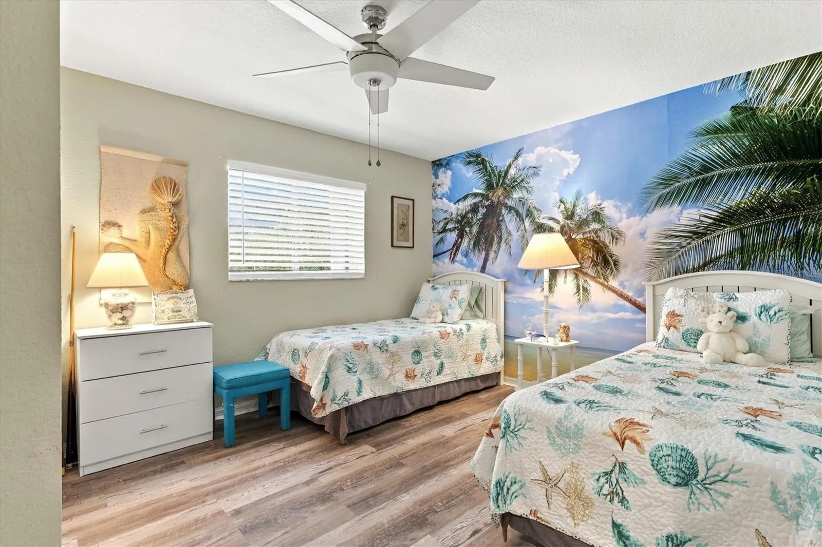 25197 CADIZ DR