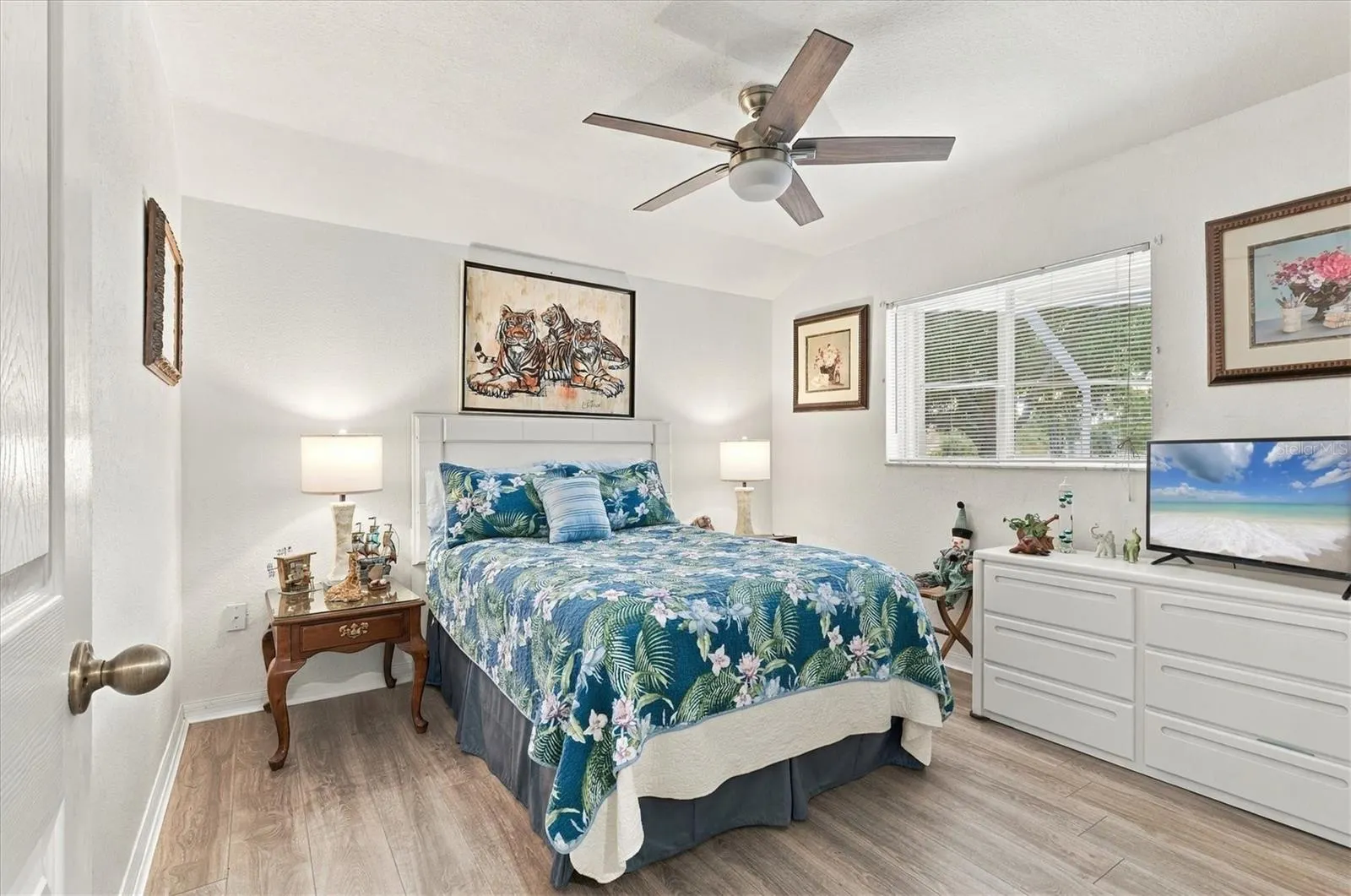 25197 CADIZ DR