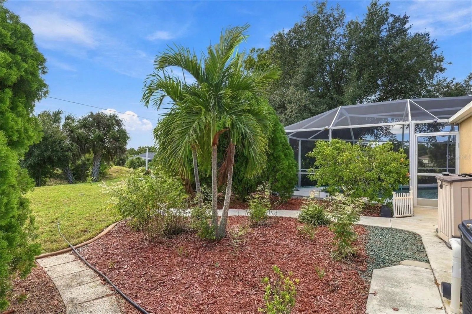 25197 CADIZ DR