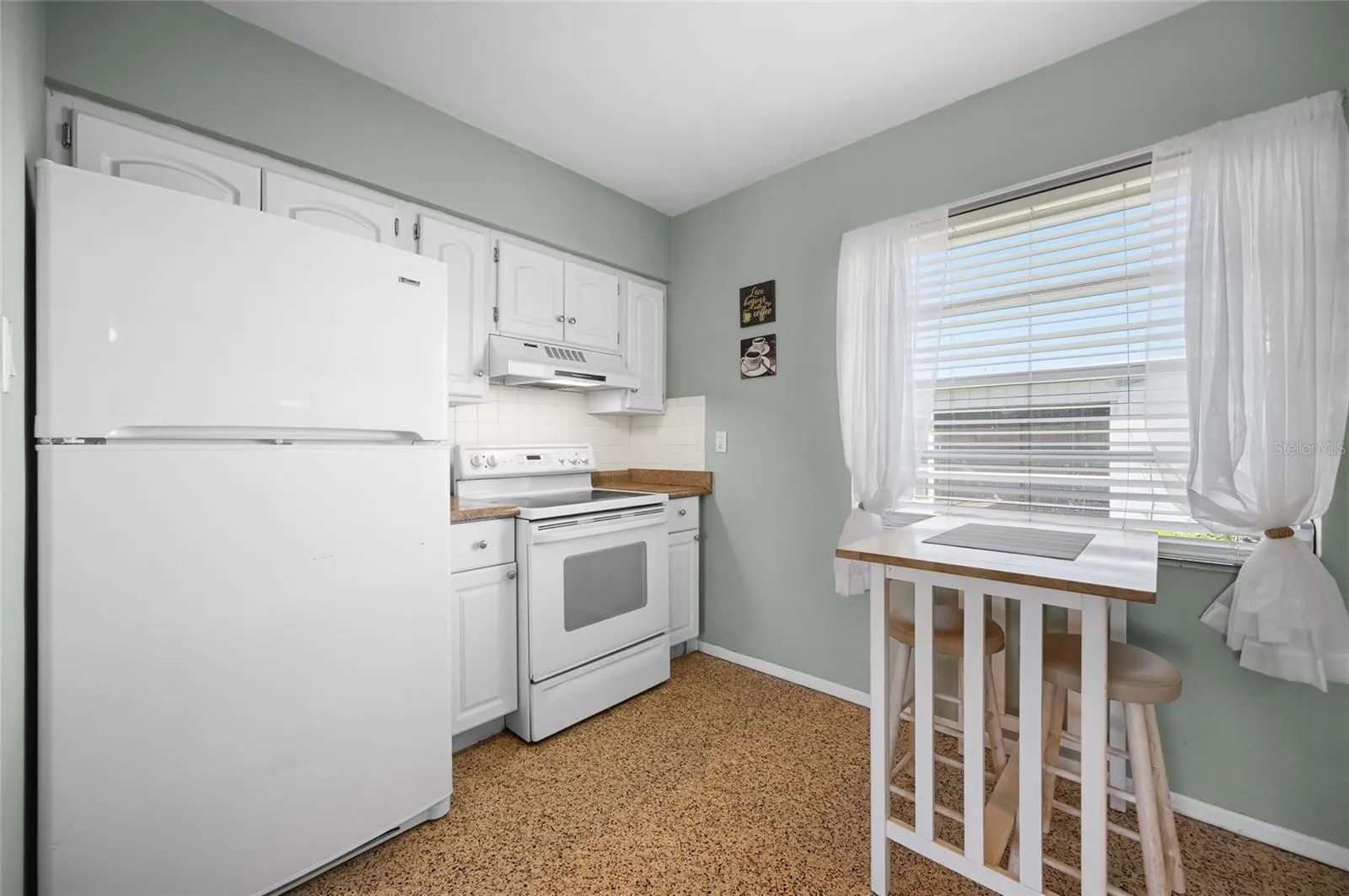 115 VIRGINIA CT