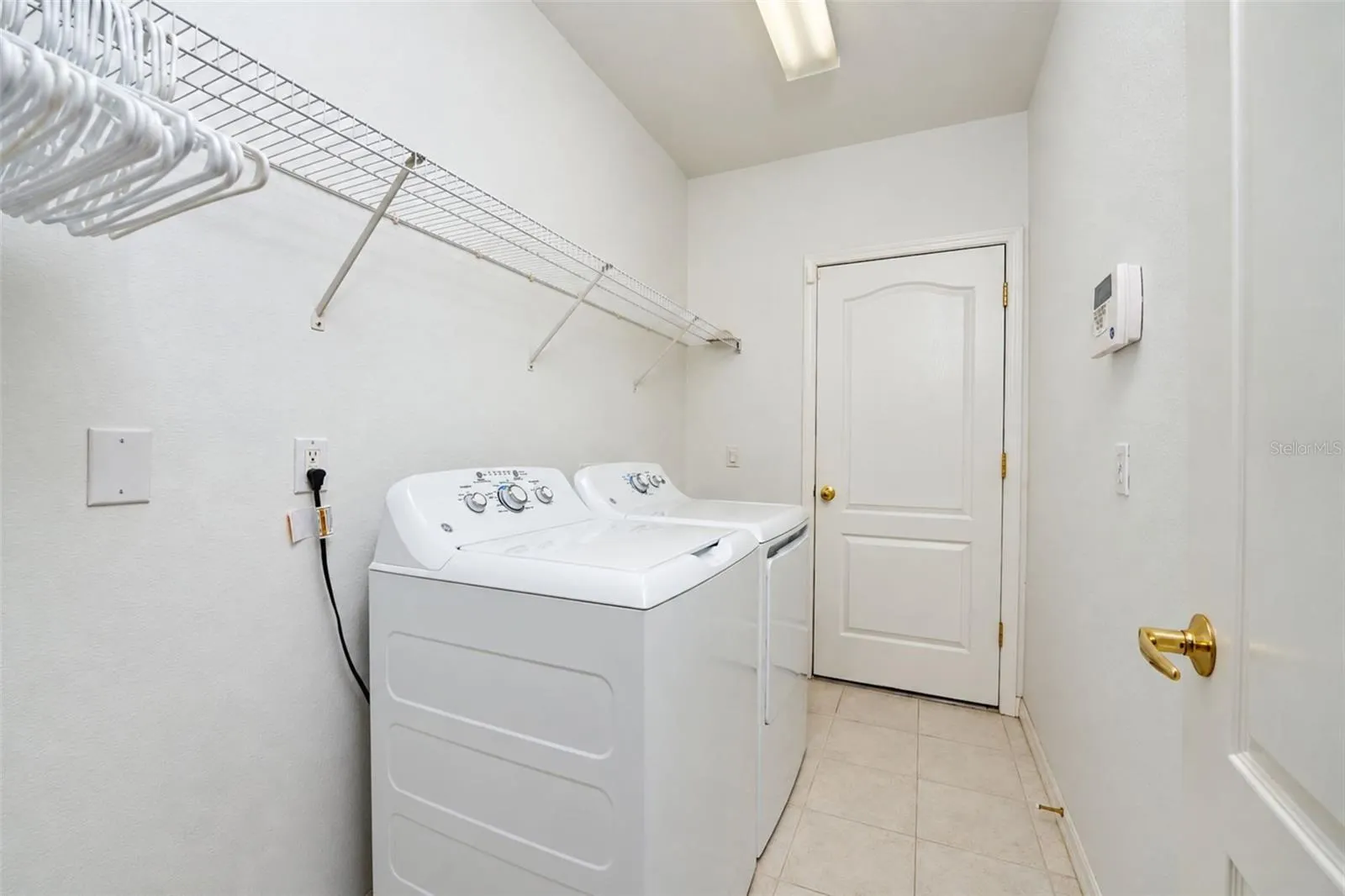 420 LEHALIS DR