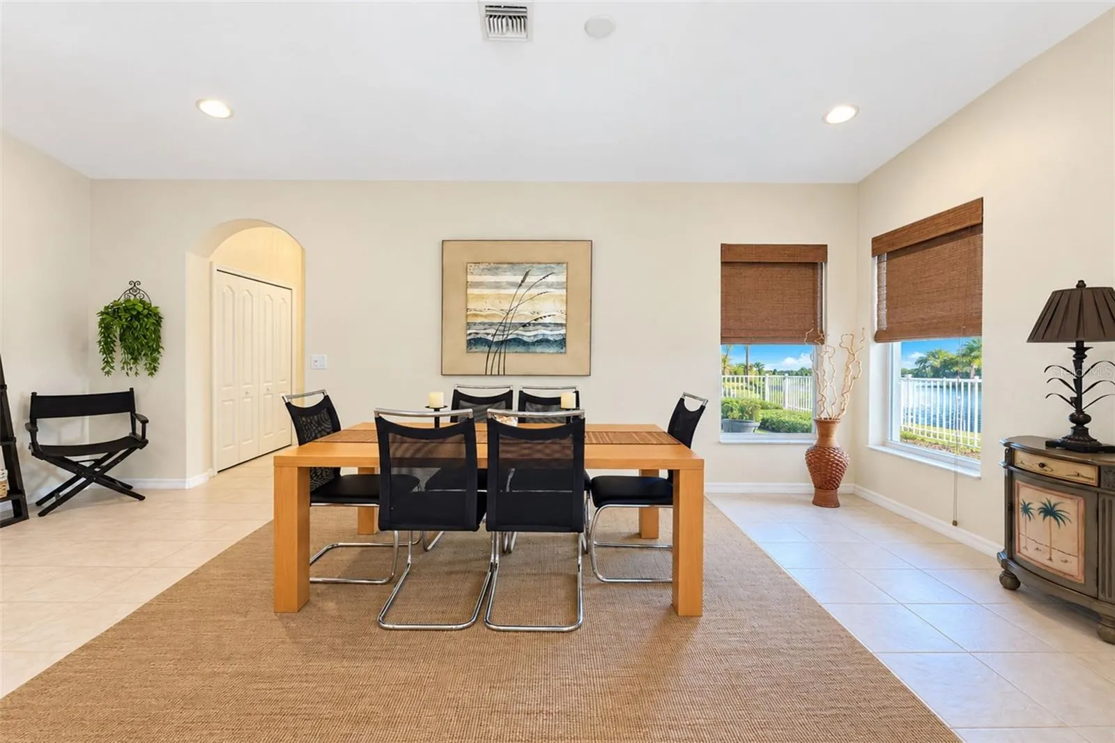 420 LEHALIS DR