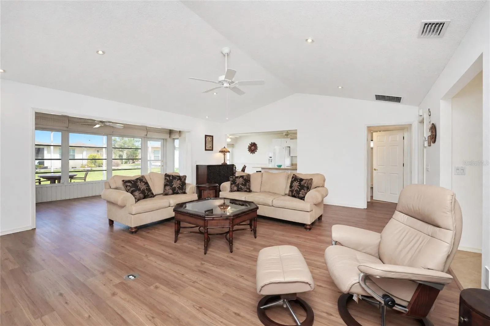 278 PARK FOREST BLVD