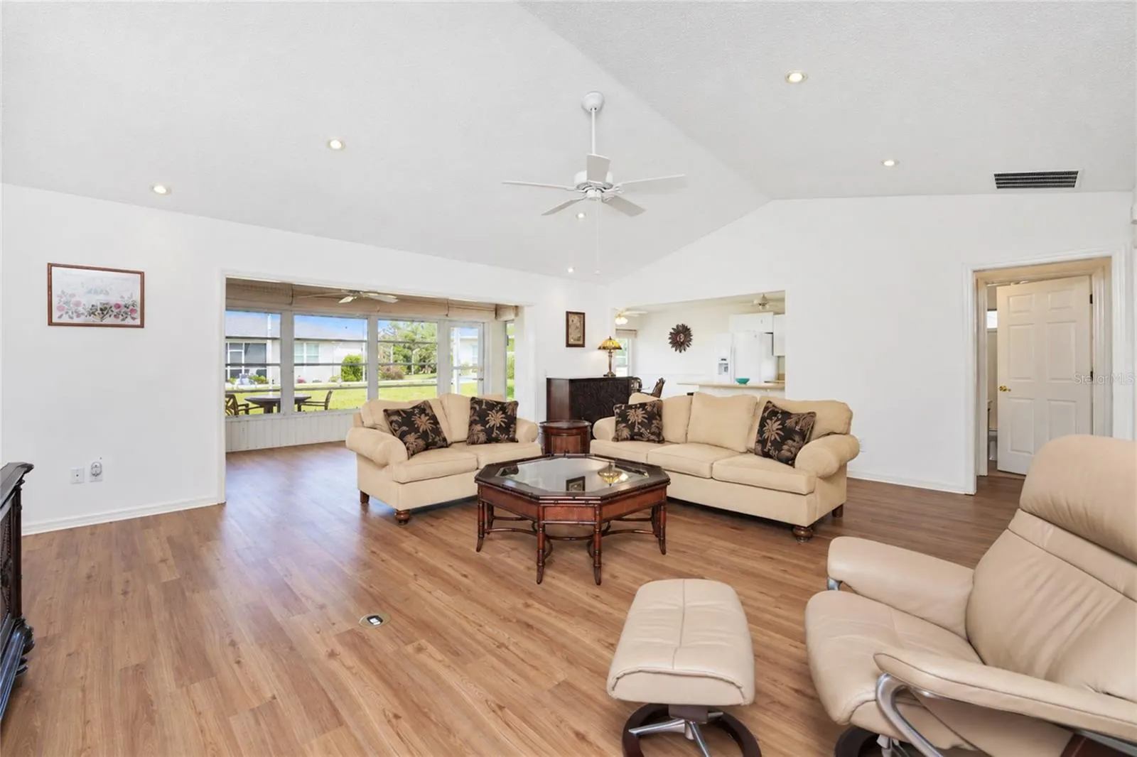 278 PARK FOREST BLVD