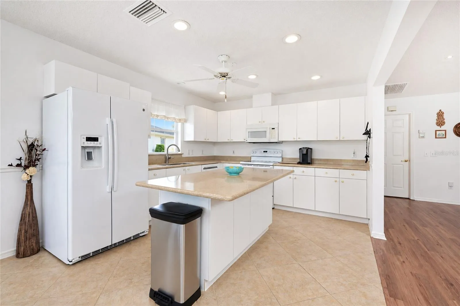 278 PARK FOREST BLVD
