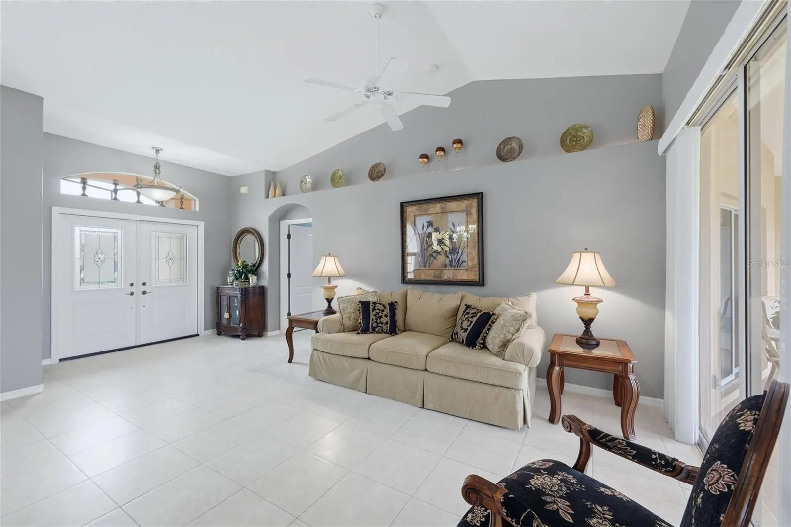 82 PINEHURST PL