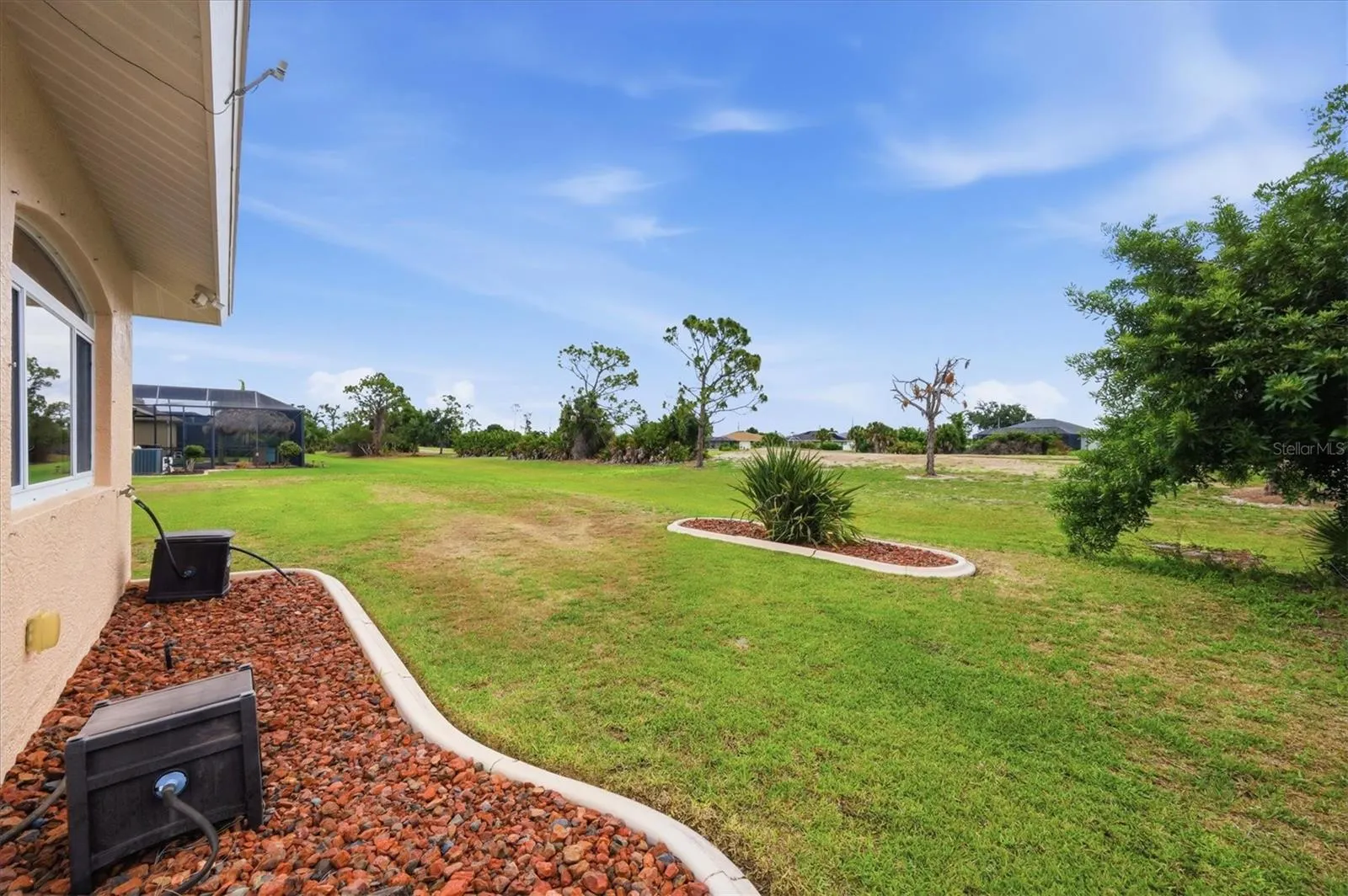 82 PINEHURST PL