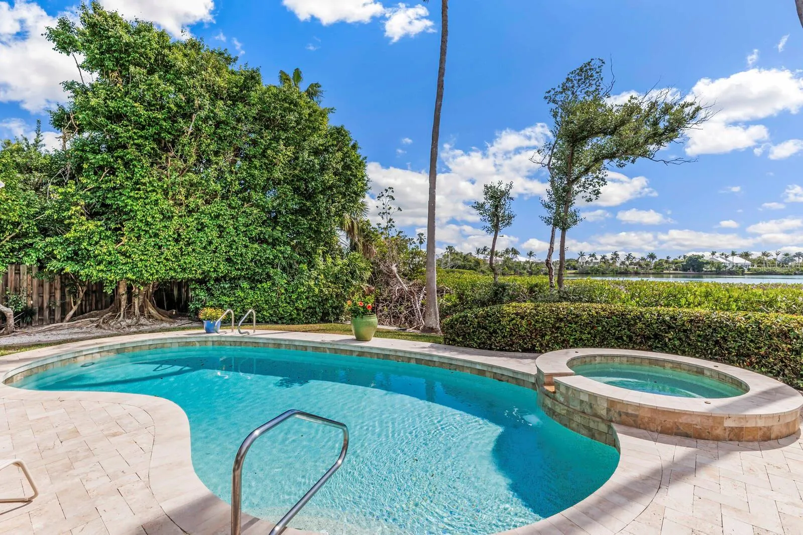 1678 JOSE GASPAR DR