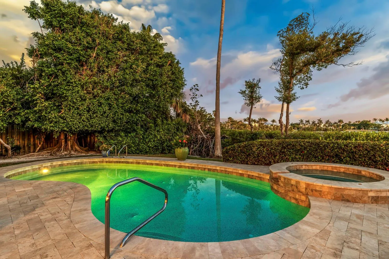 1678 JOSE GASPAR DR