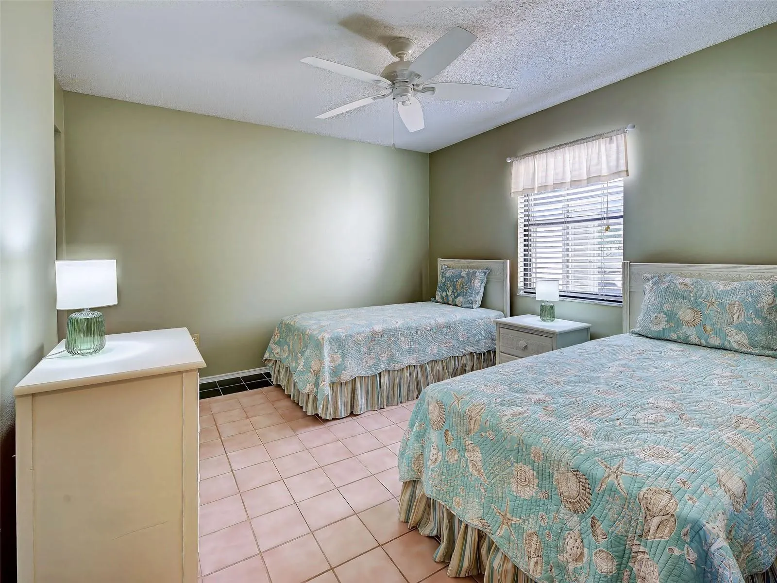 405 PINE HOLLOW CIR #405 #405