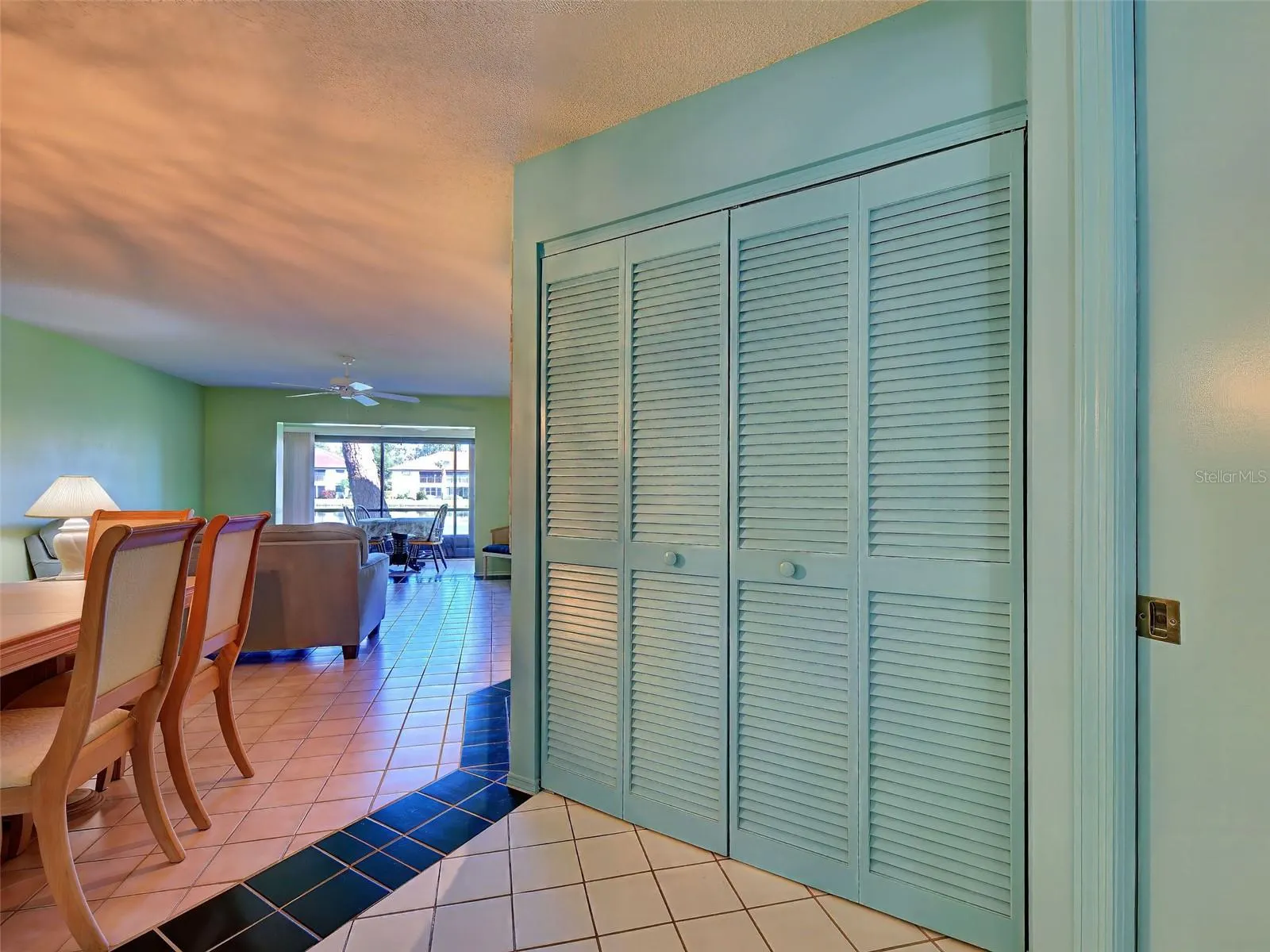 405 PINE HOLLOW CIR #405 #405