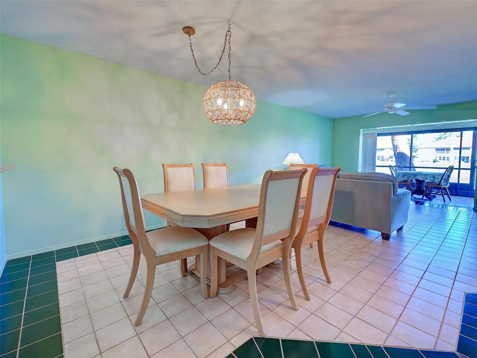 405 PINE HOLLOW CIR #405 #405