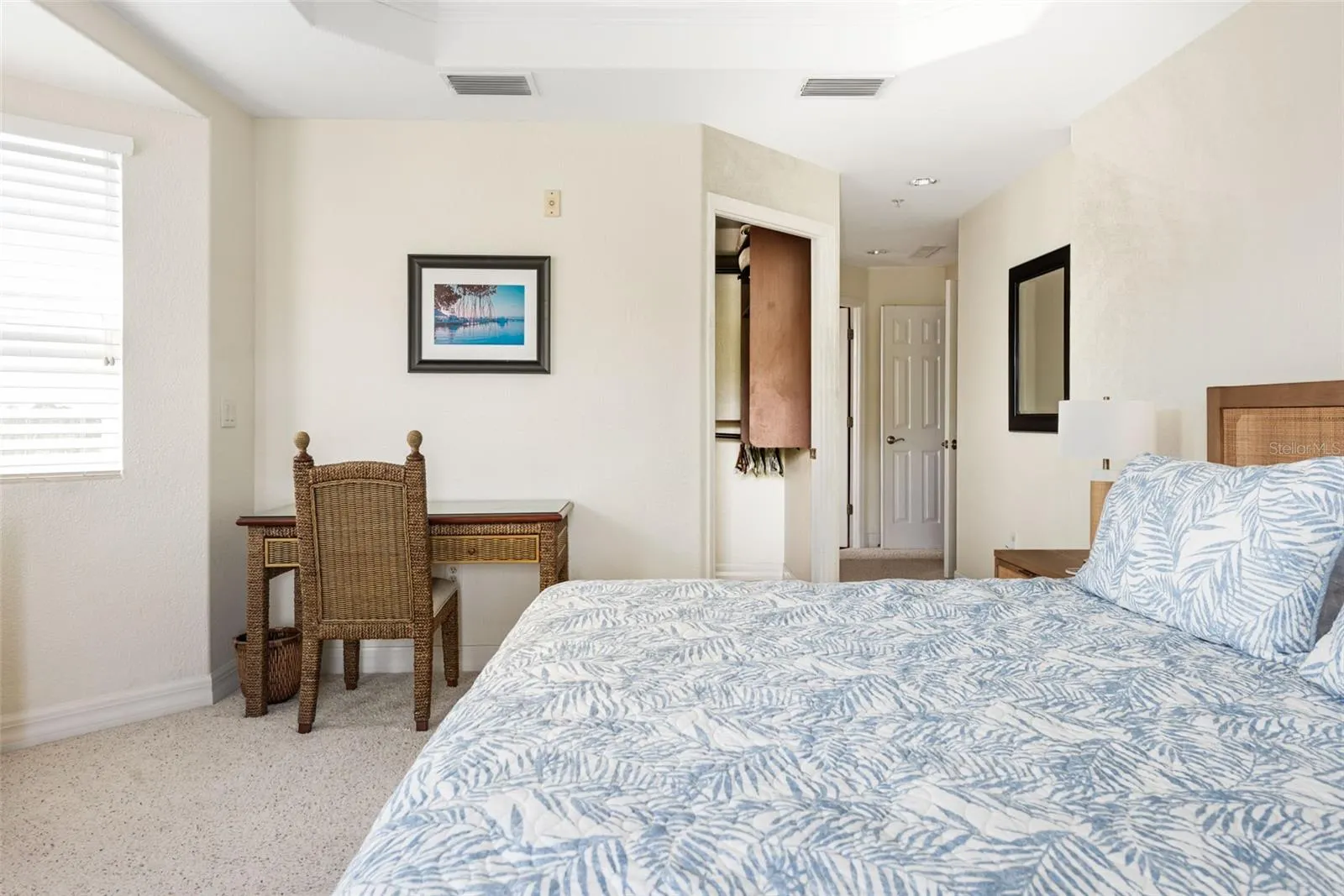 1420 BEACH RD #204 #204