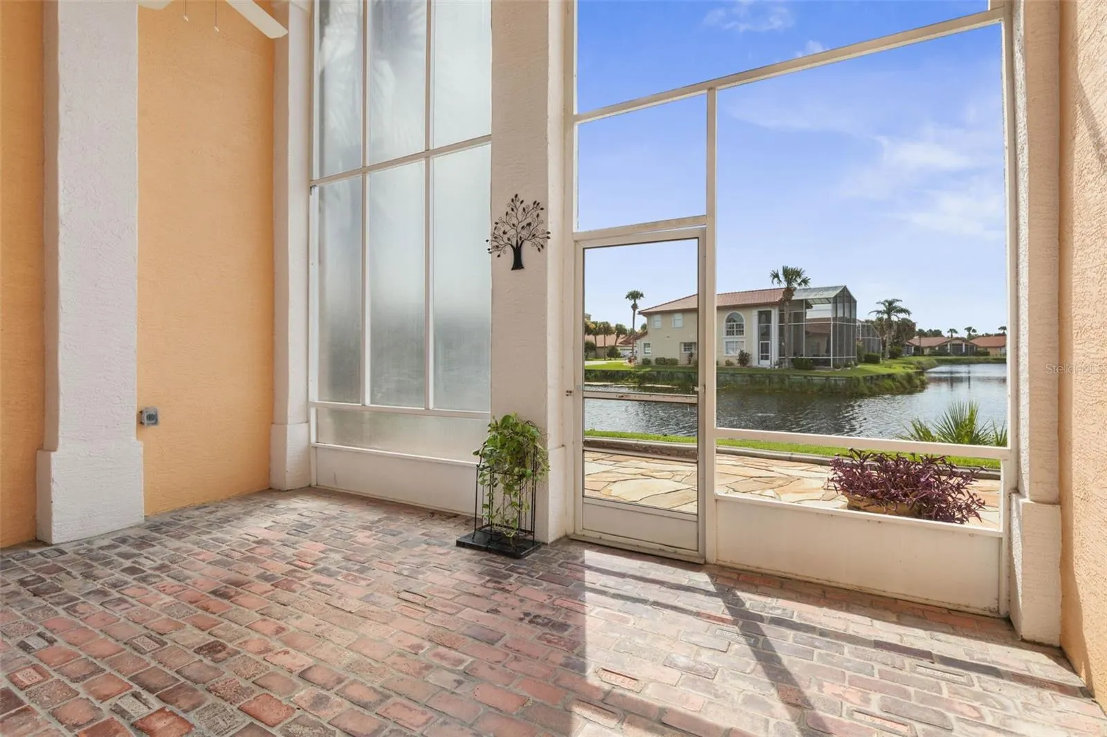 8 SAN MIGUEL CT