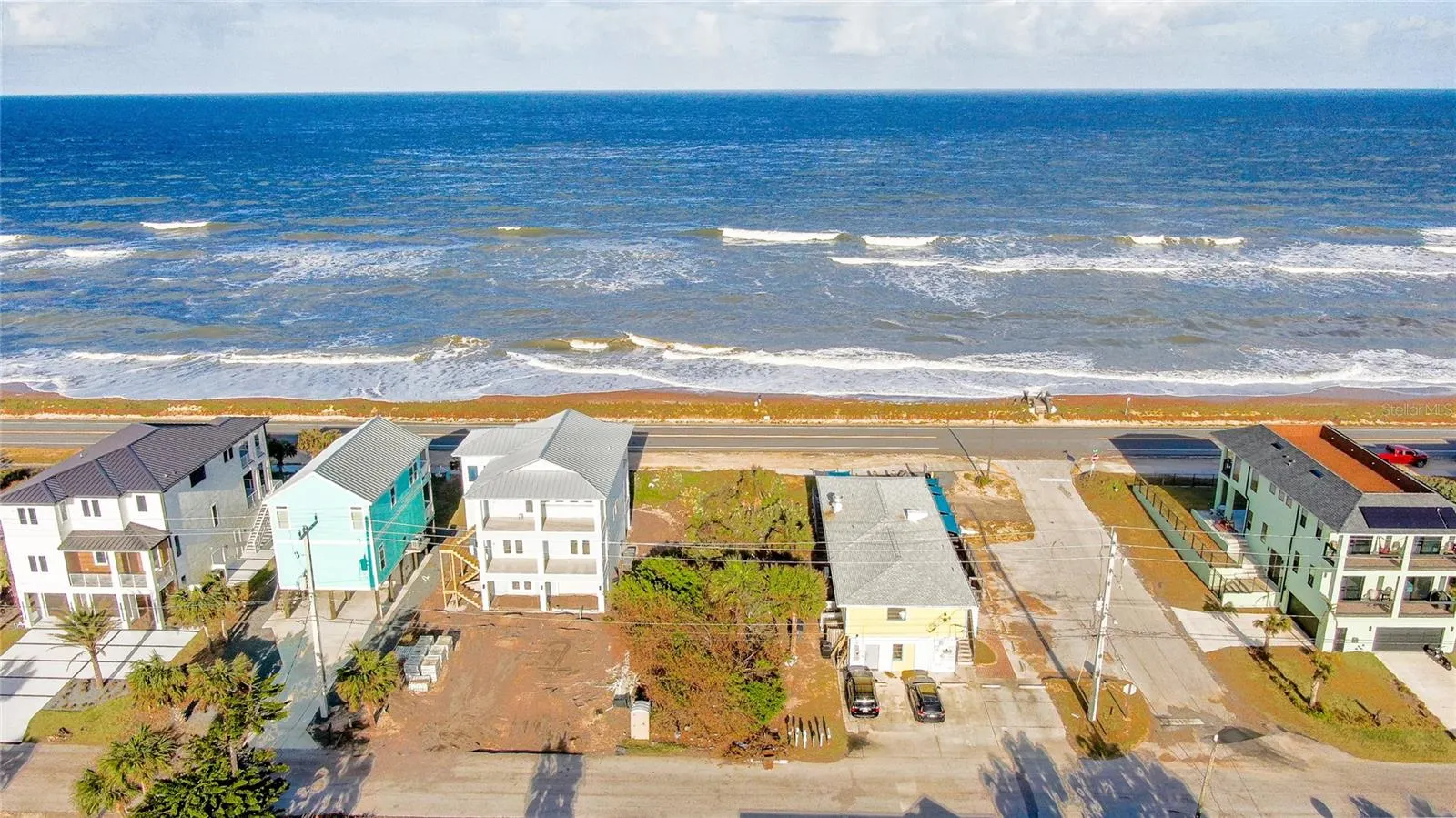 2205 N OCEANSHORE BLVD