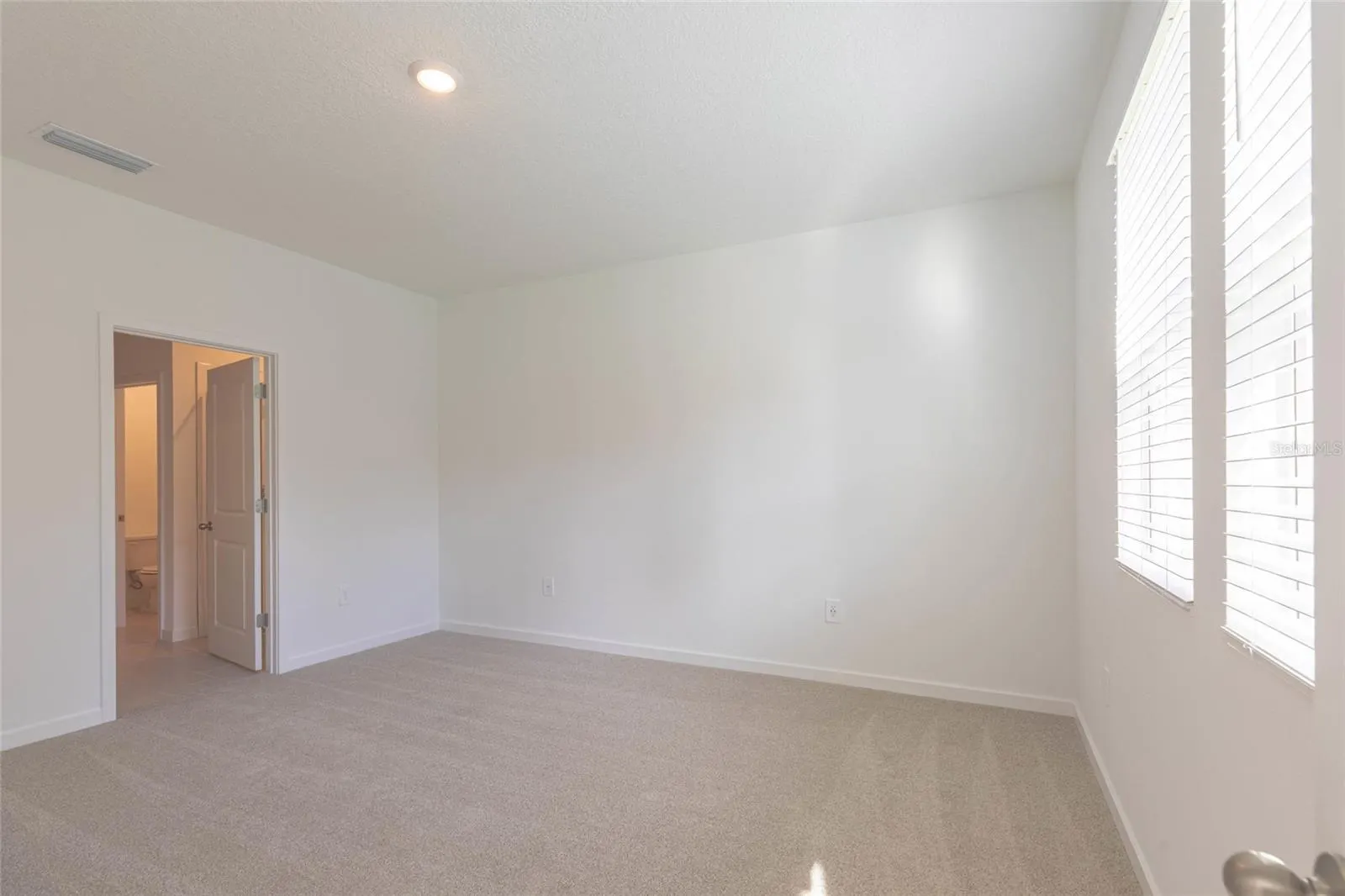 21 DILLY CT